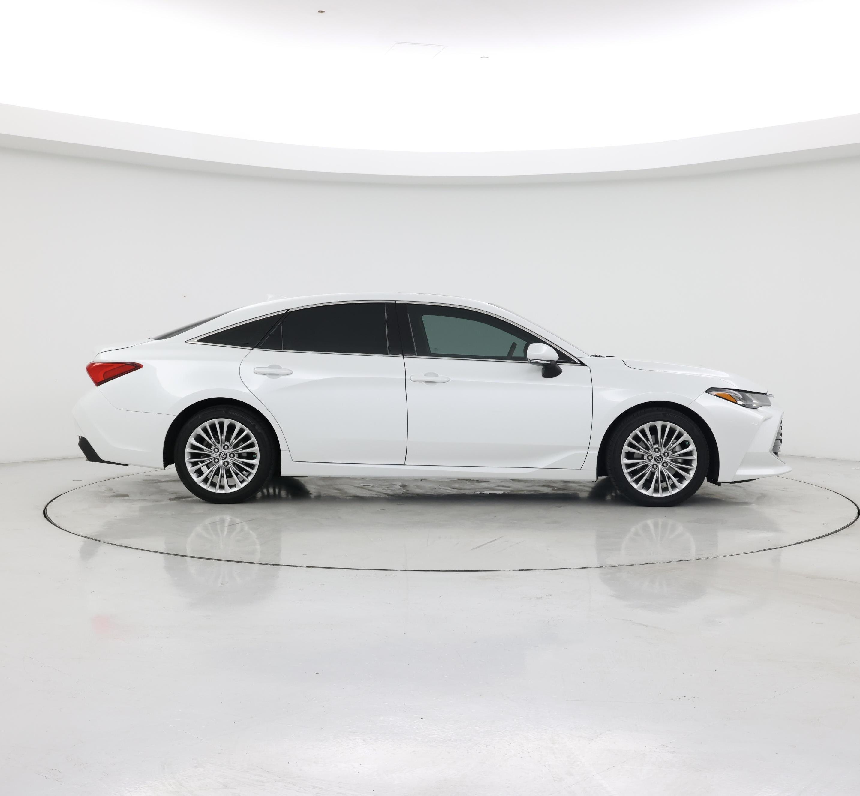 Thumbnail: 2019 Toyota Avalon - 7
