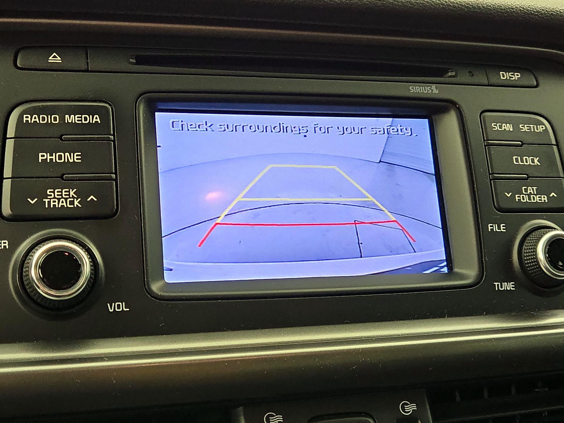 Thumbnail: 2016 Kia Optima - 14