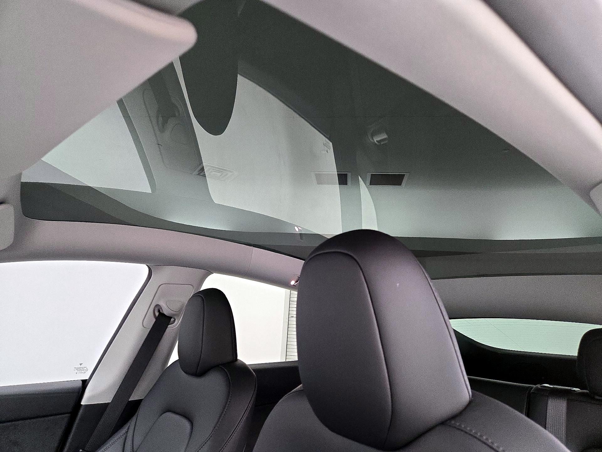 Thumbnail: 2023 Tesla Model Y - 18