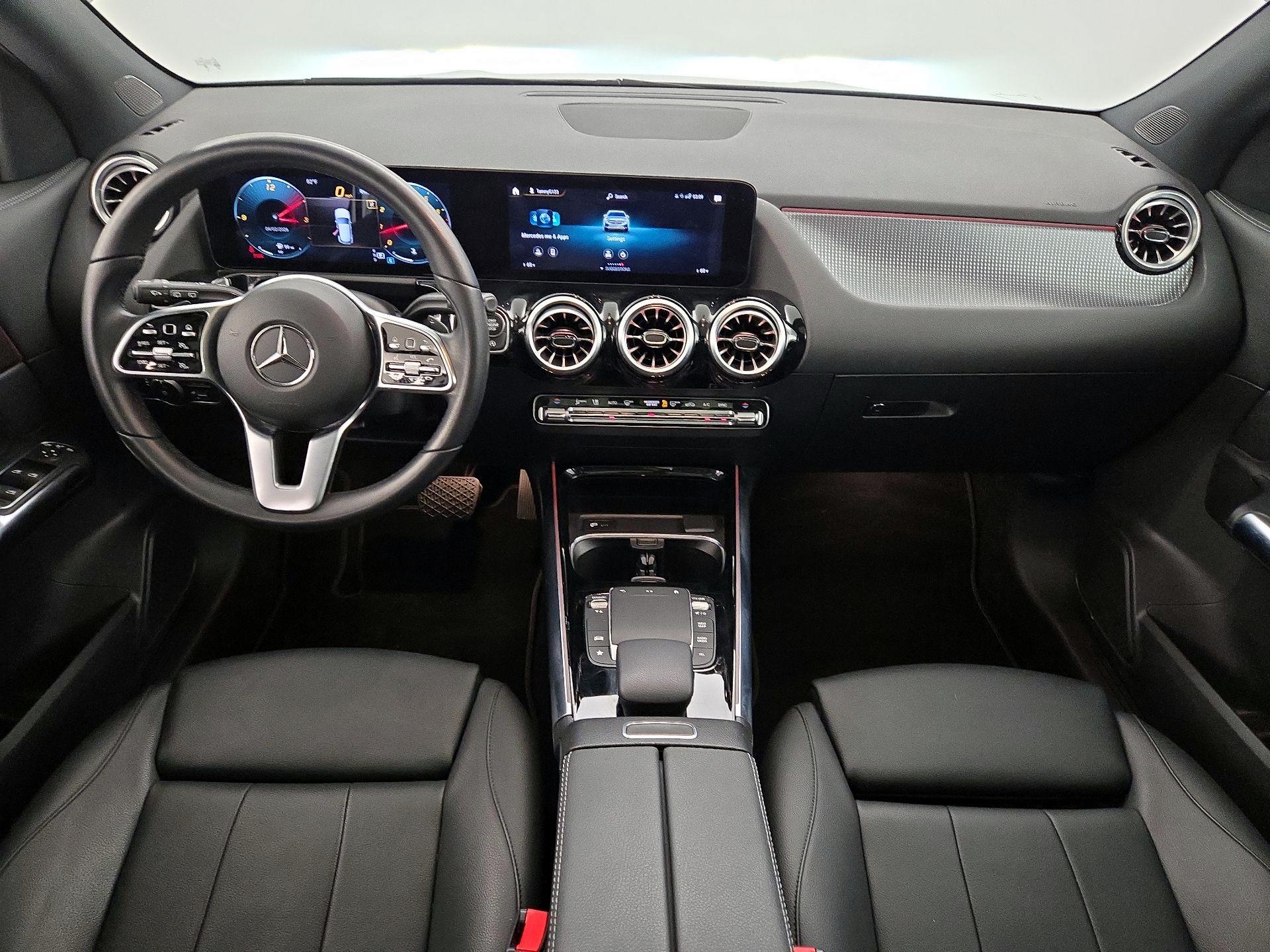 Thumbnail: 2022 Mercedes-Benz GLA - 9