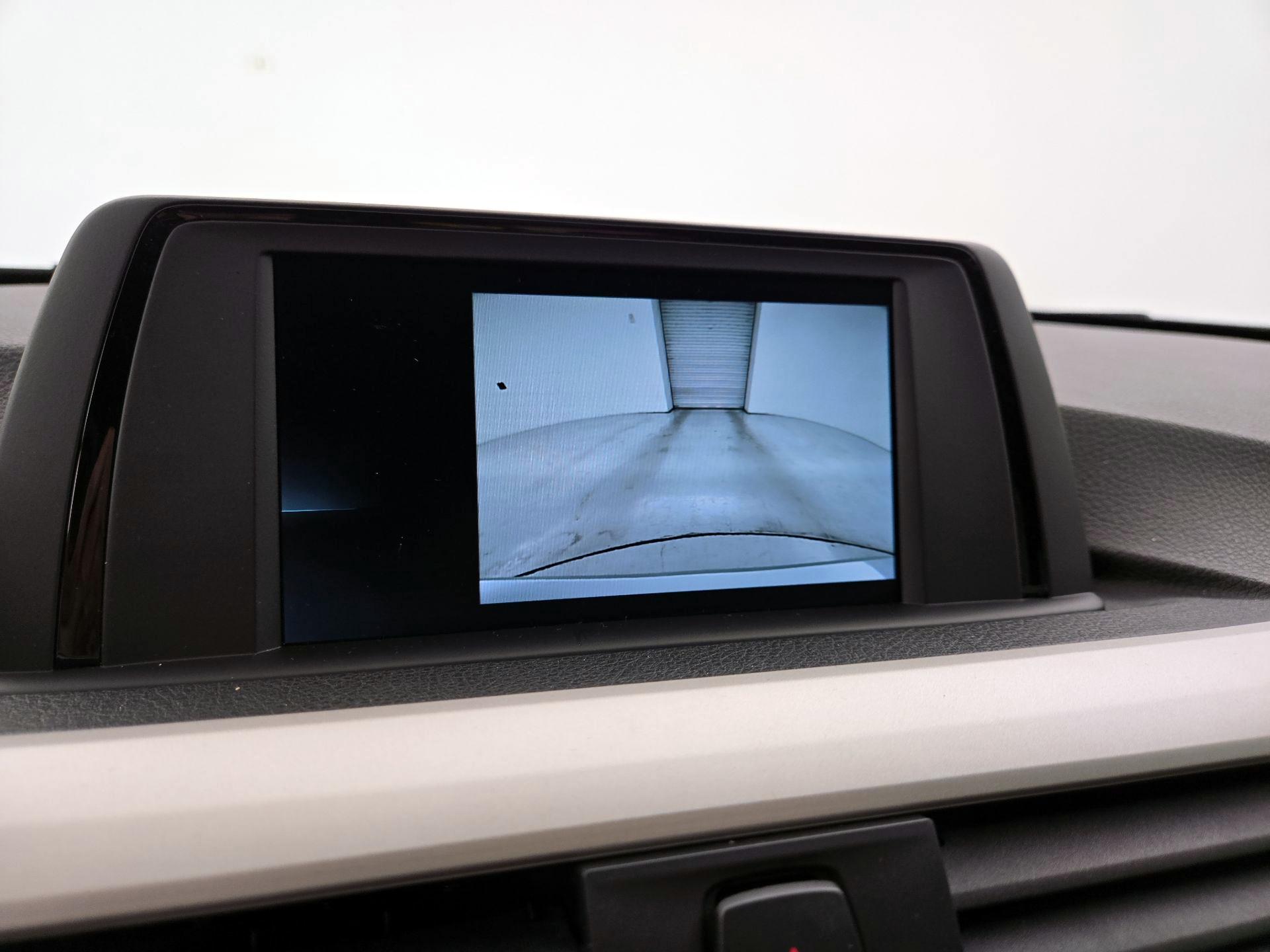 Thumbnail: 2018 BMW 3 Series - 14