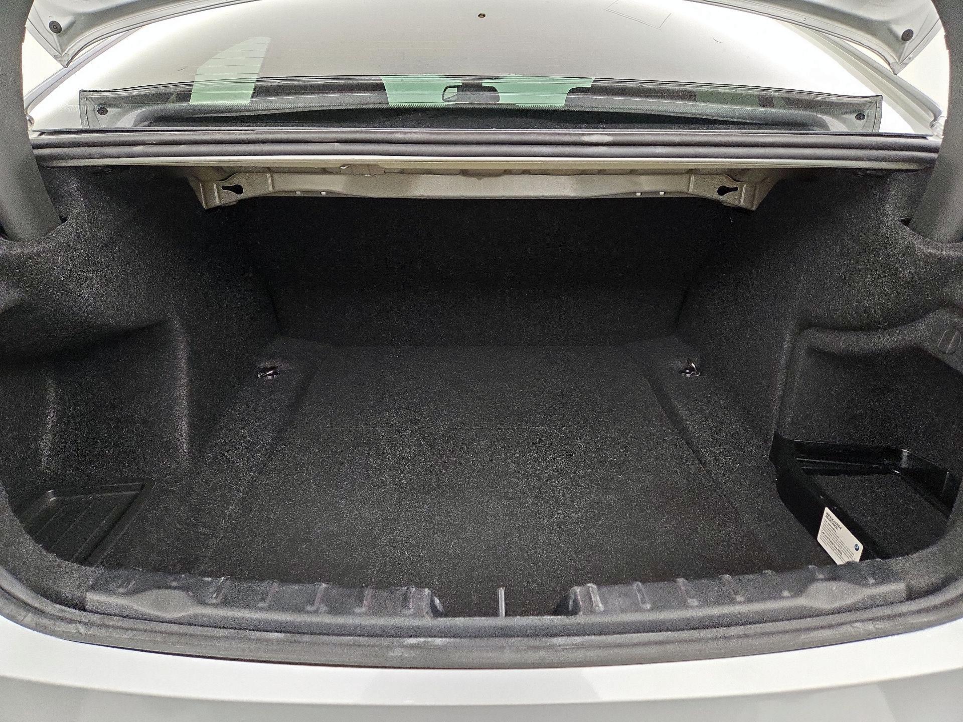 Thumbnail: 2018 BMW 3 Series - 19