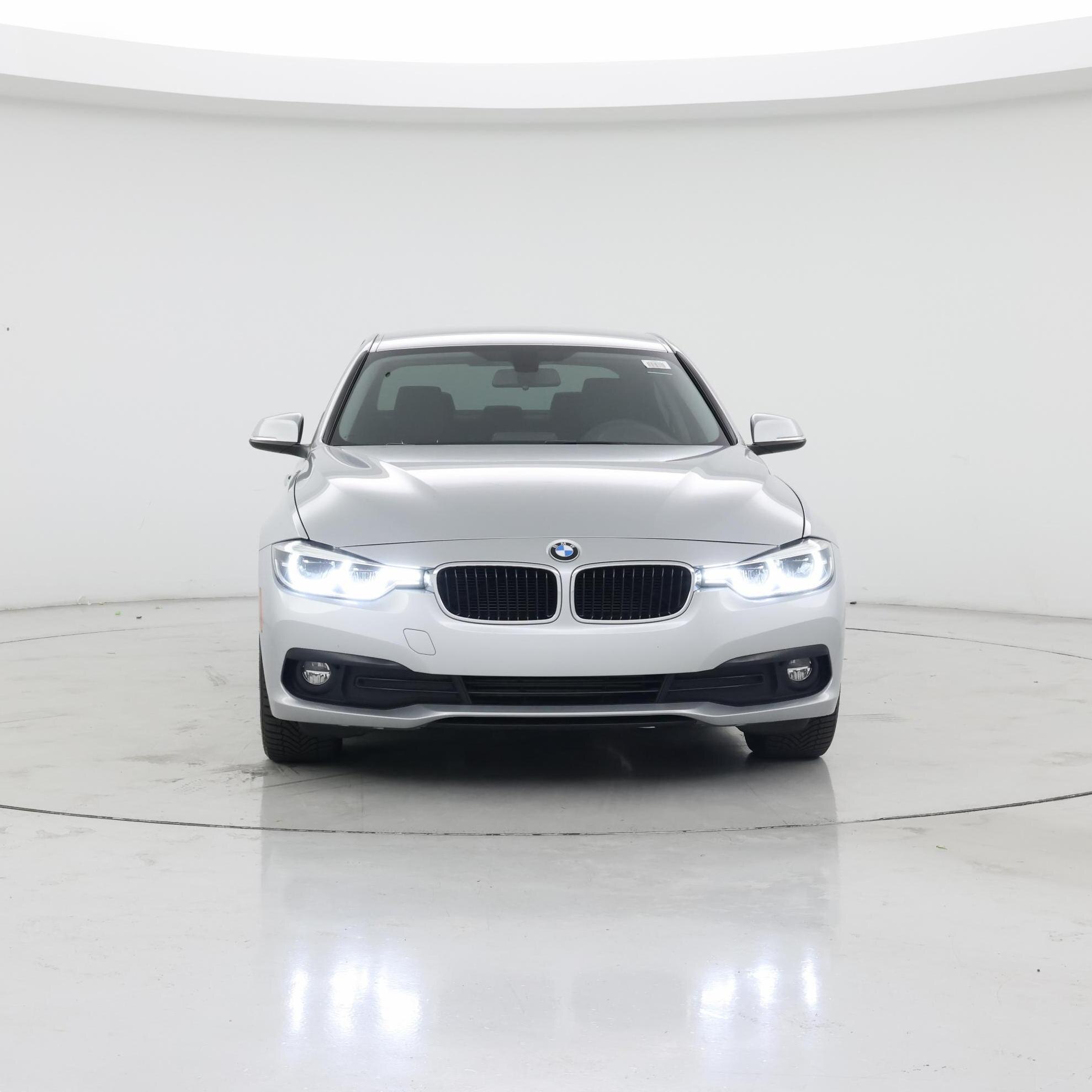 Thumbnail: 2018 BMW 3 Series - 5