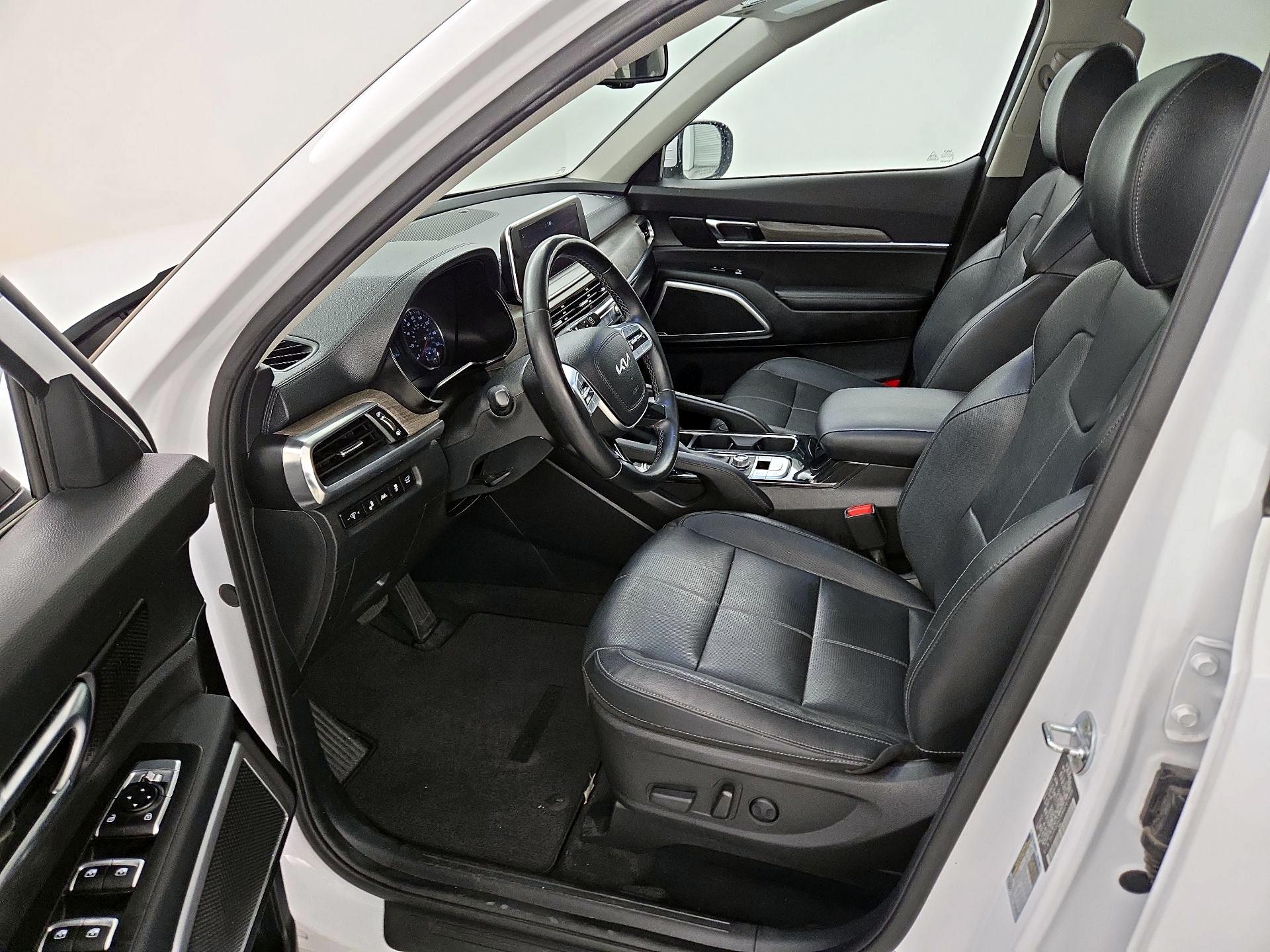 Thumbnail: 2022 Kia Telluride - 11