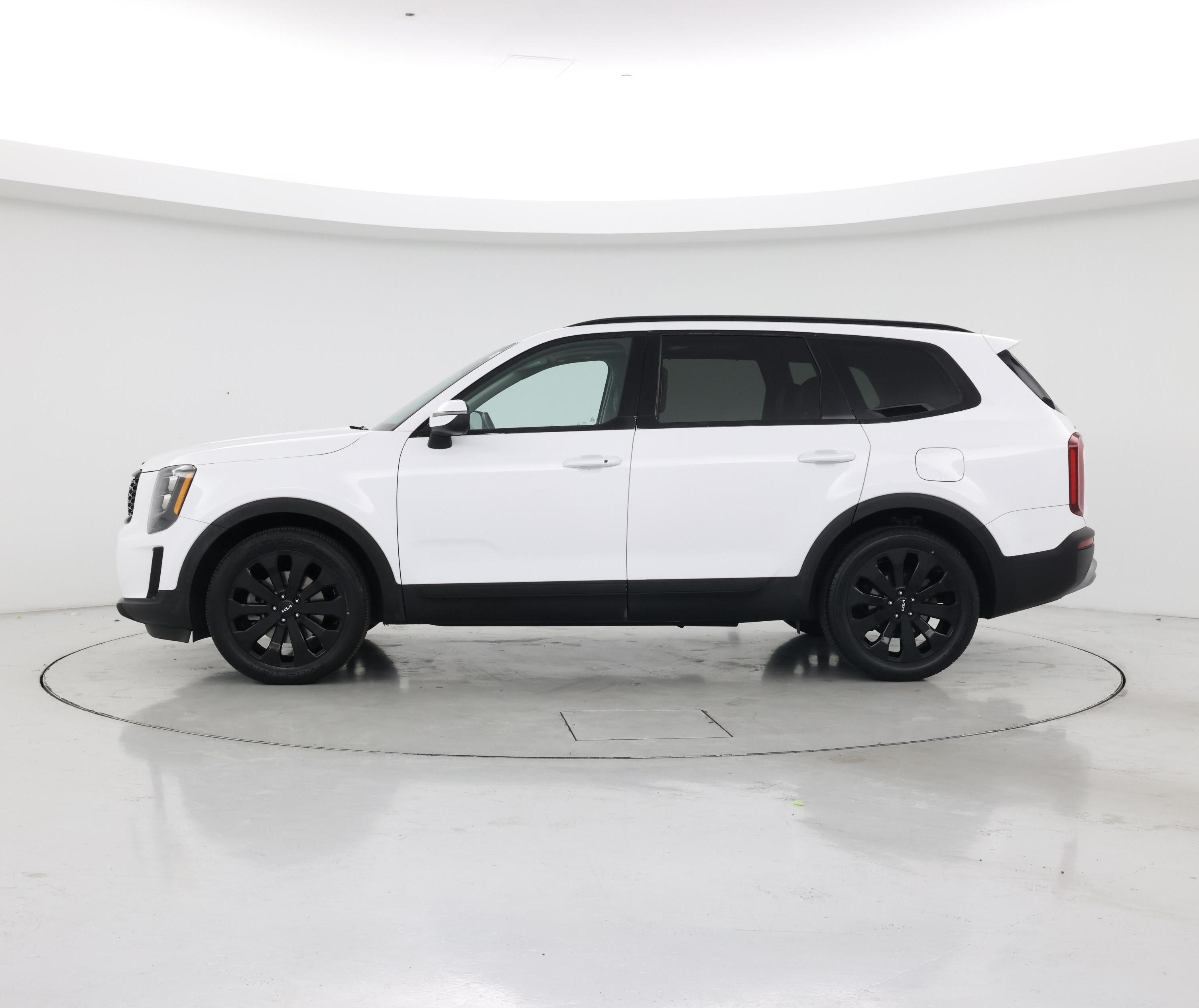 Thumbnail: 2022 Kia Telluride - 3