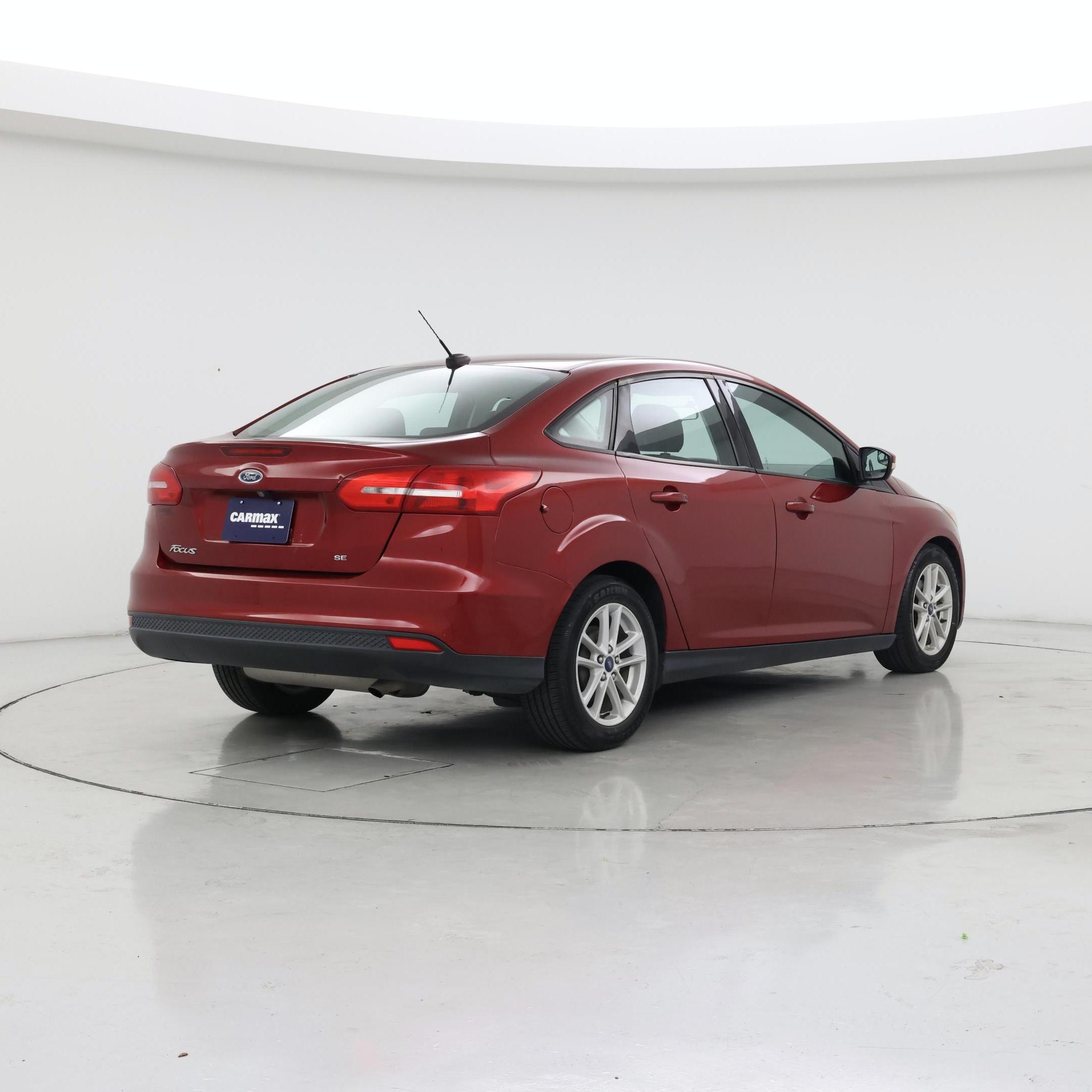 Thumbnail: 2017 Ford Focus - 8