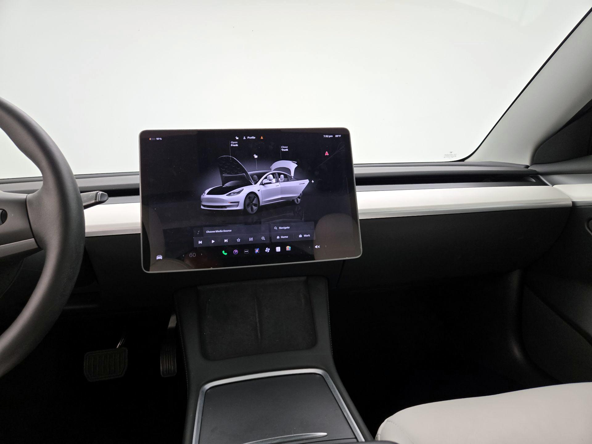 Thumbnail: 2023 Tesla Model 3 - 9