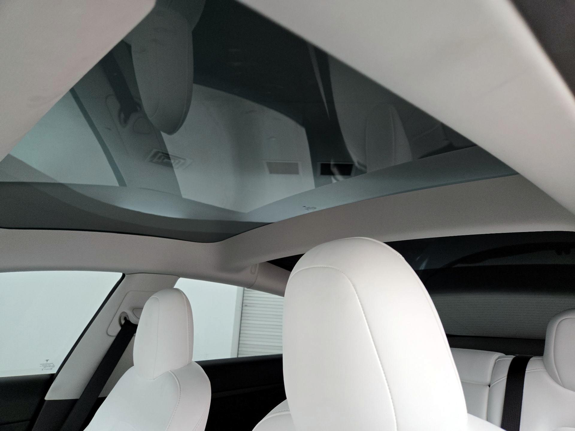 Thumbnail: 2023 Tesla Model 3 - 18