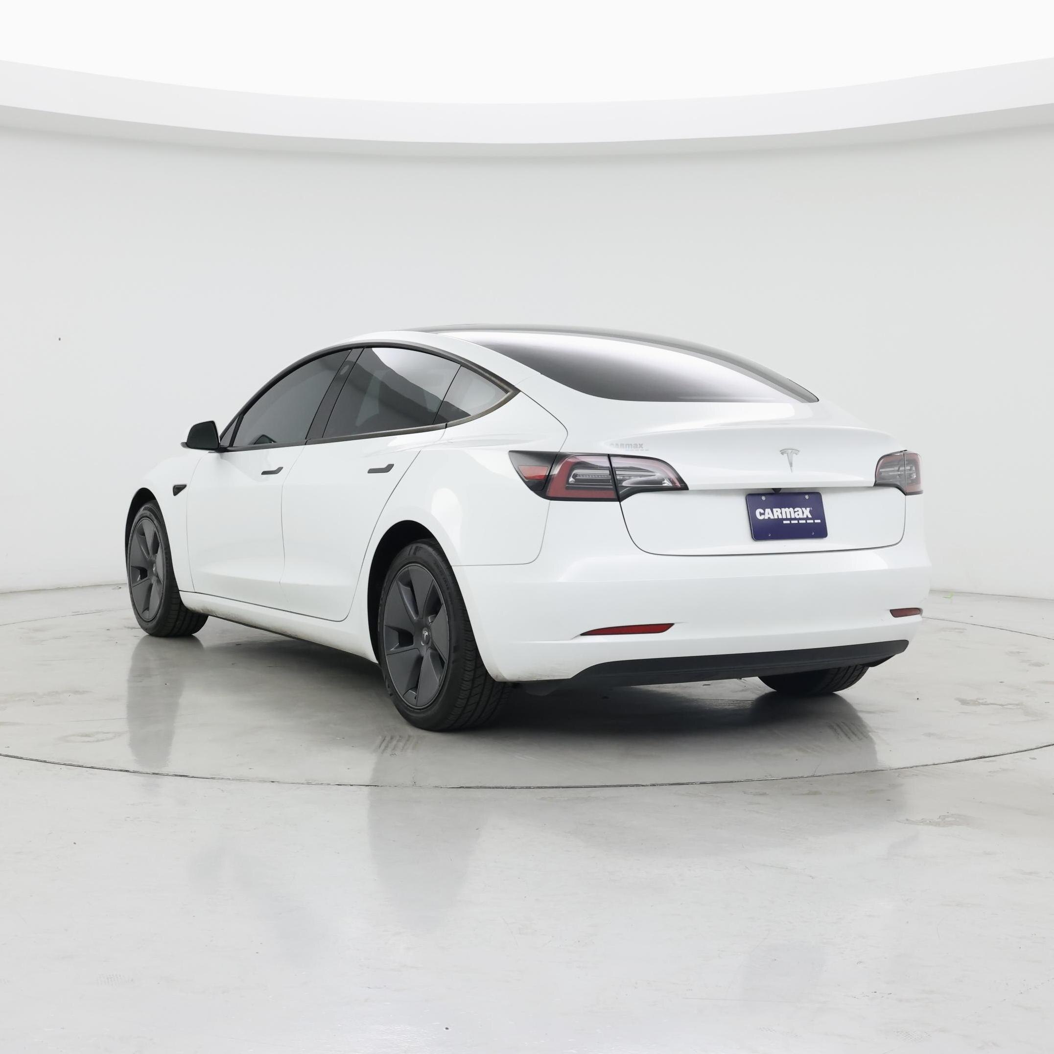 Thumbnail: 2023 Tesla Model 3 - 2
