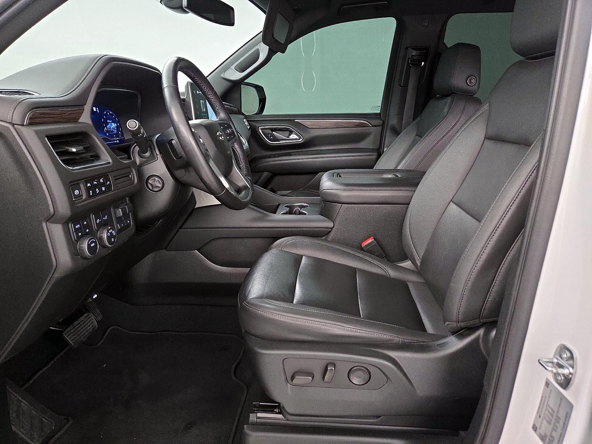 Thumbnail: 2022 Chevrolet Suburban - 11