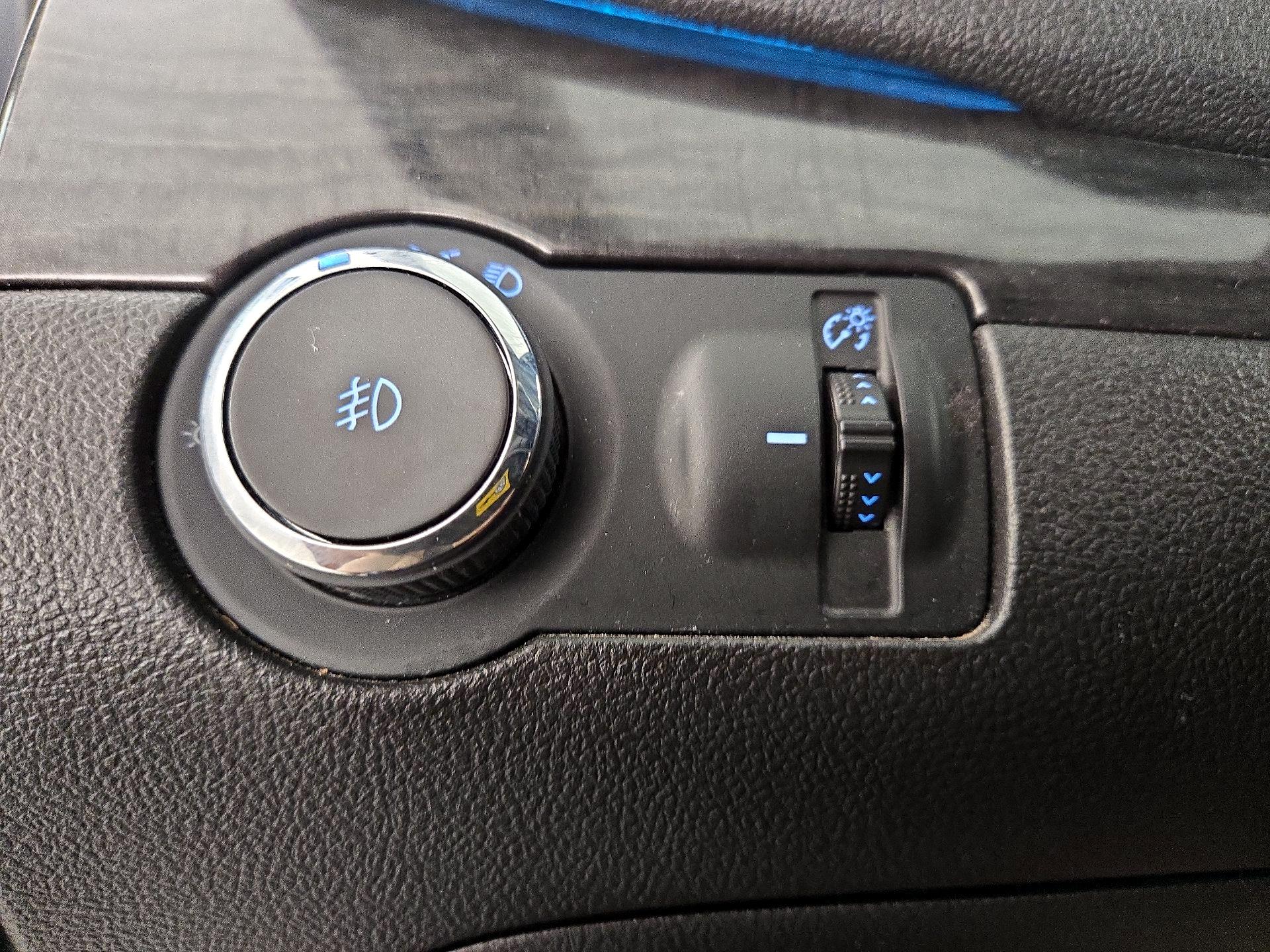 Thumbnail: 2015 Buick Encore - 13