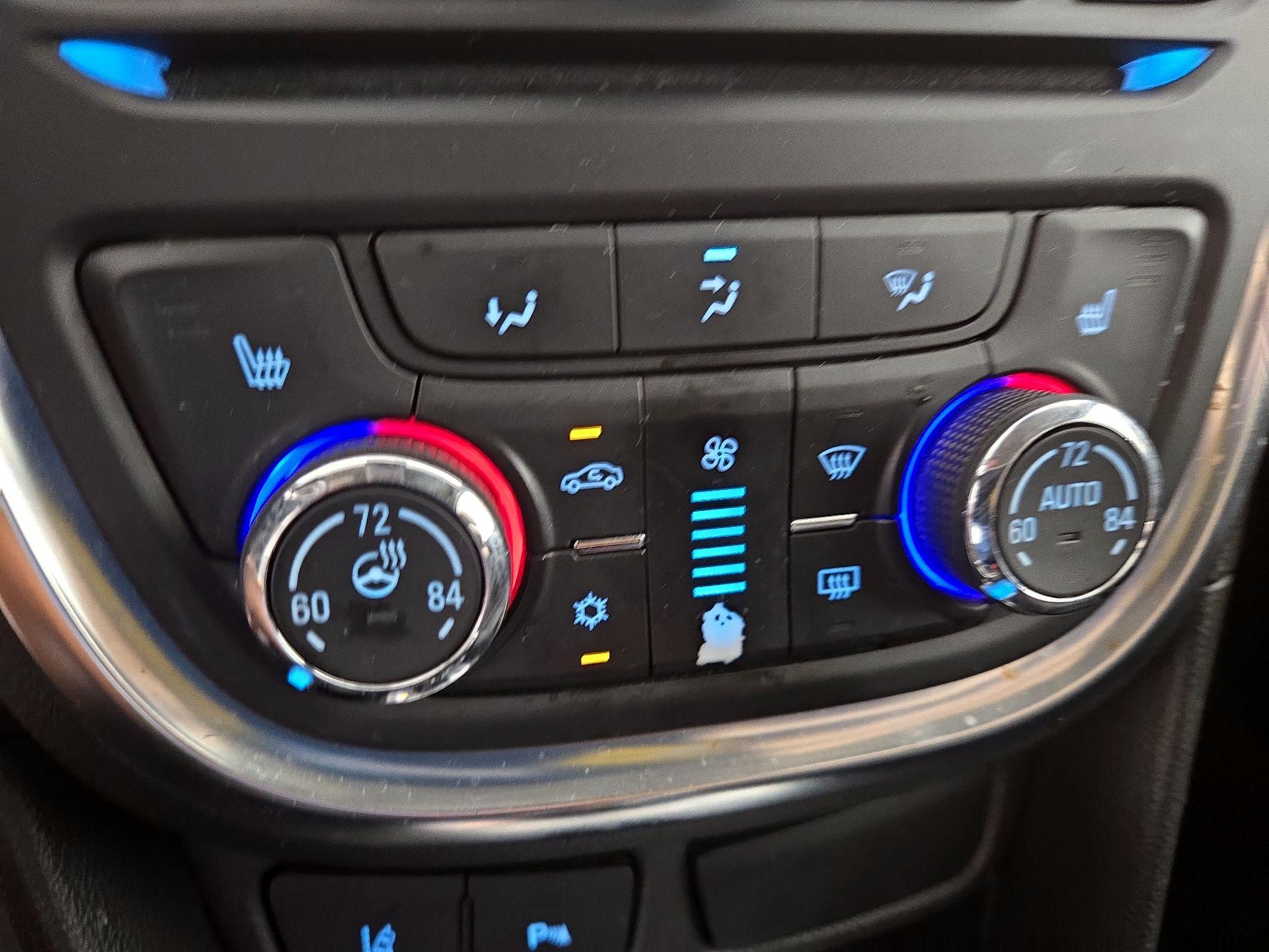 Thumbnail: 2015 Buick Encore - 17