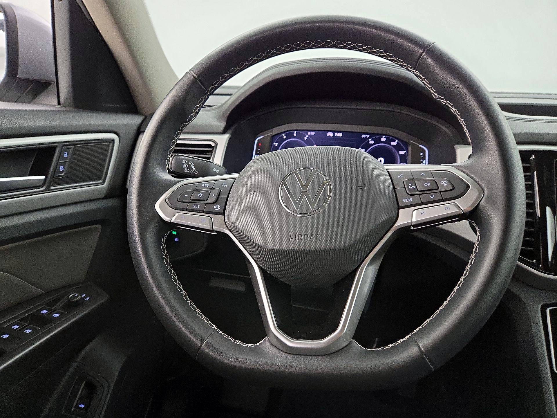 Thumbnail: 2022 Volkswagen Atlas - 10