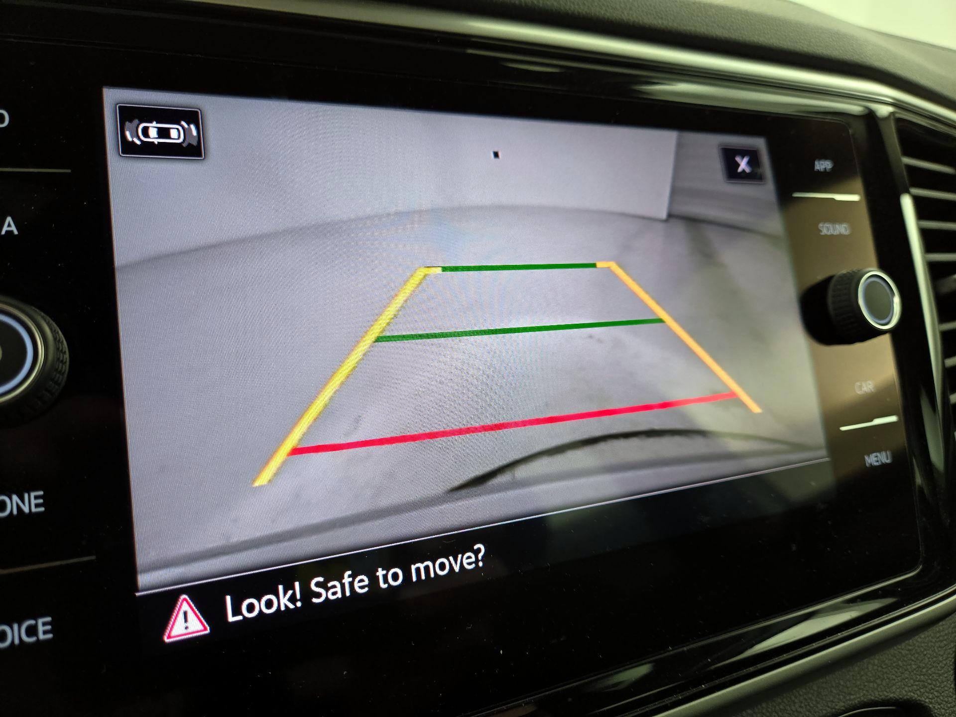 Thumbnail: 2022 Volkswagen Atlas - 14