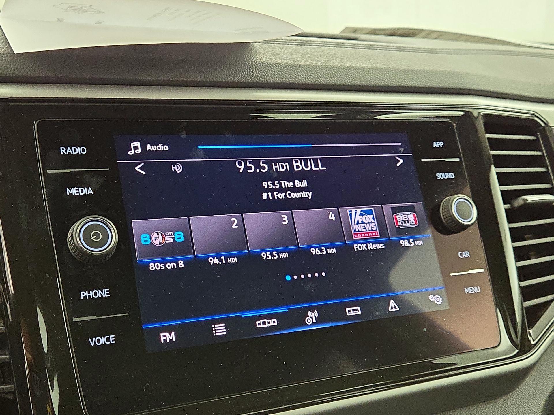 Thumbnail: 2022 Volkswagen Atlas - 15