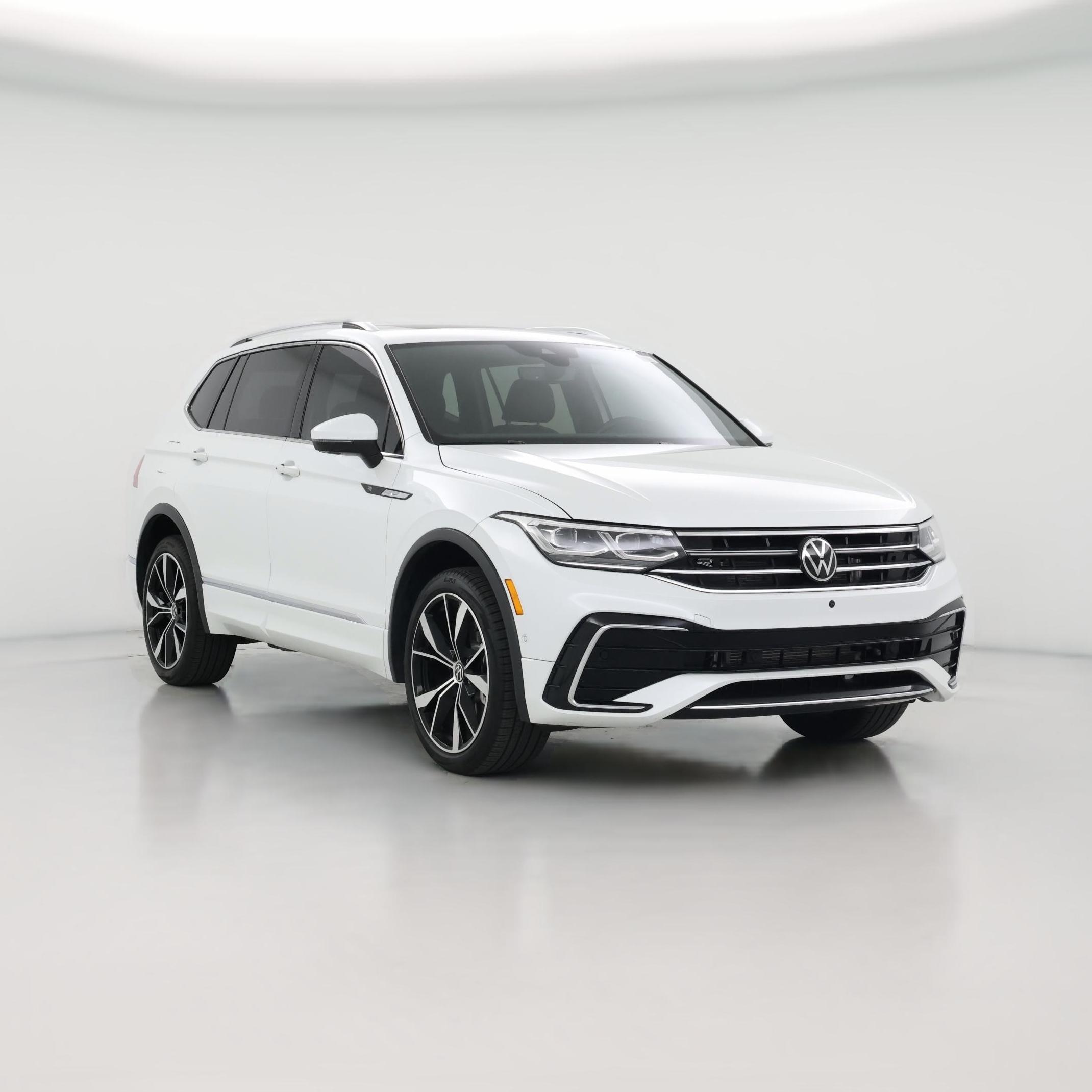 Thumbnail: 2022 Volkswagen Tiguan - 1