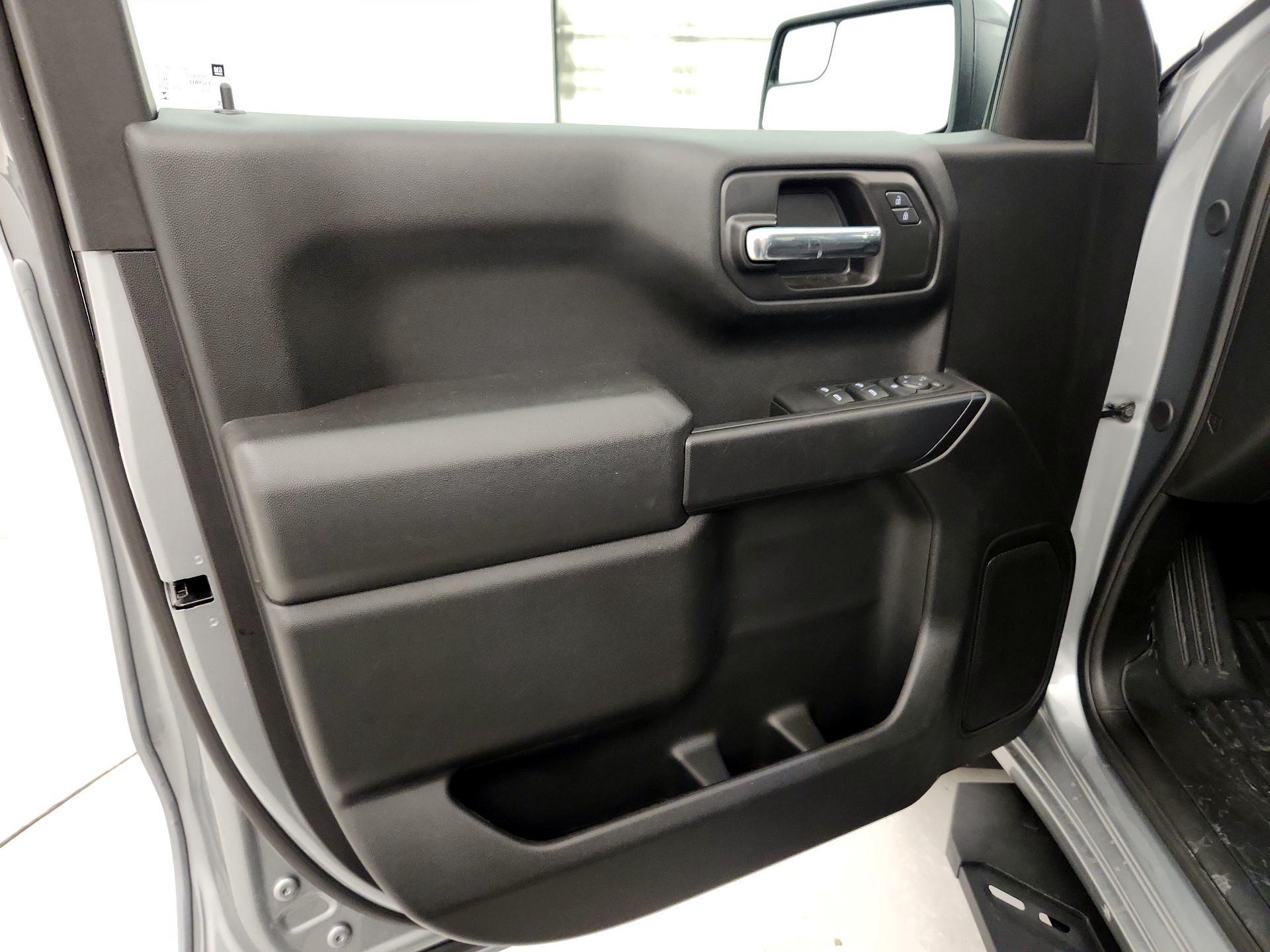 Thumbnail: 2025 Chevrolet Silverado 1500 - 12