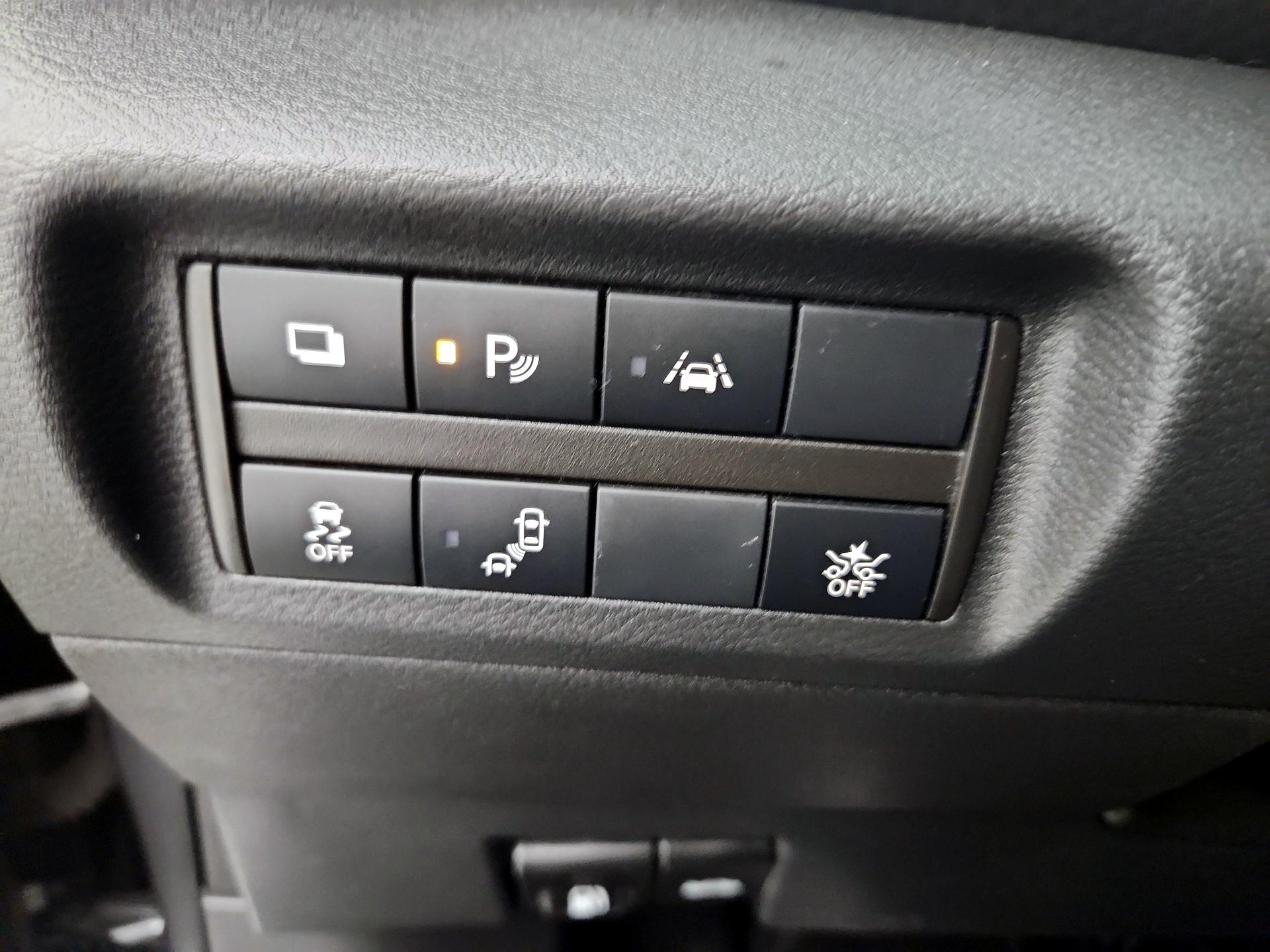 Thumbnail: 2021 Nissan Kicks - 13