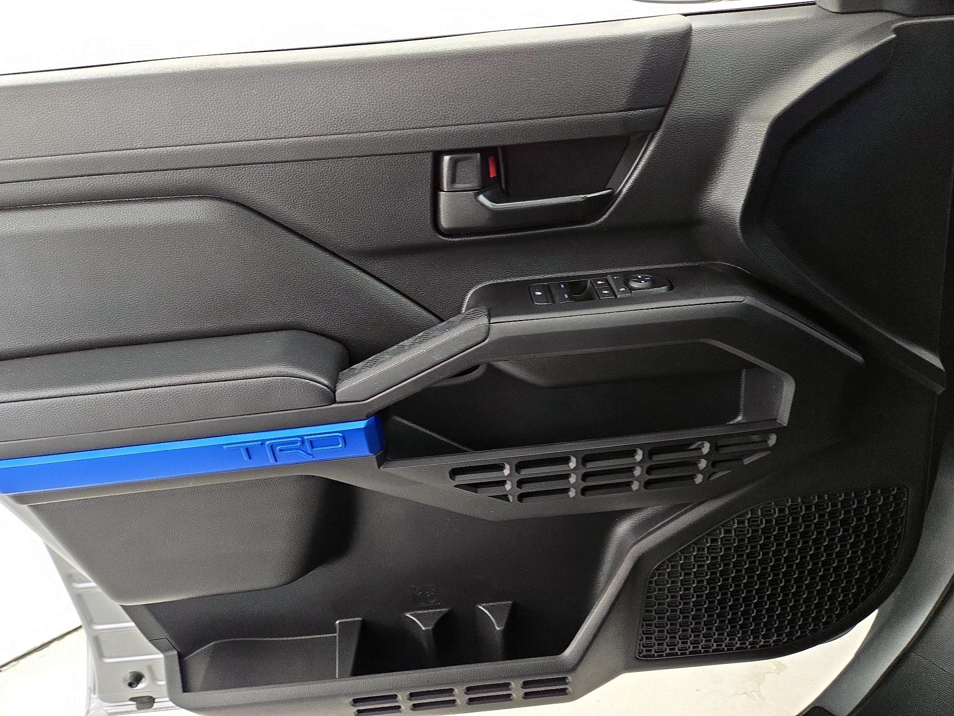 Thumbnail: 2025 Toyota Tacoma - 12