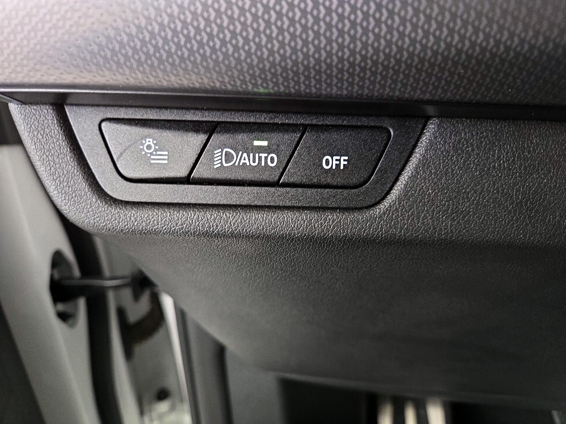 Thumbnail: 2024 BMW X1 - 13