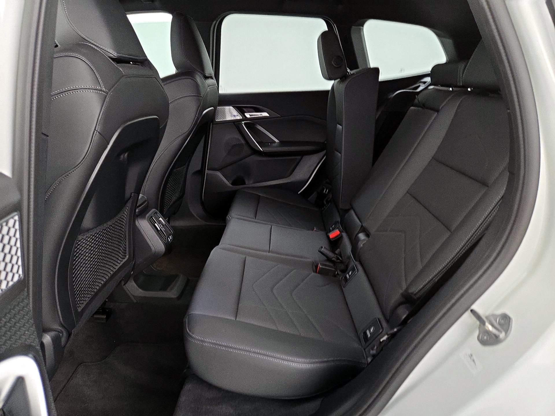 Thumbnail: 2024 BMW X1 - 19