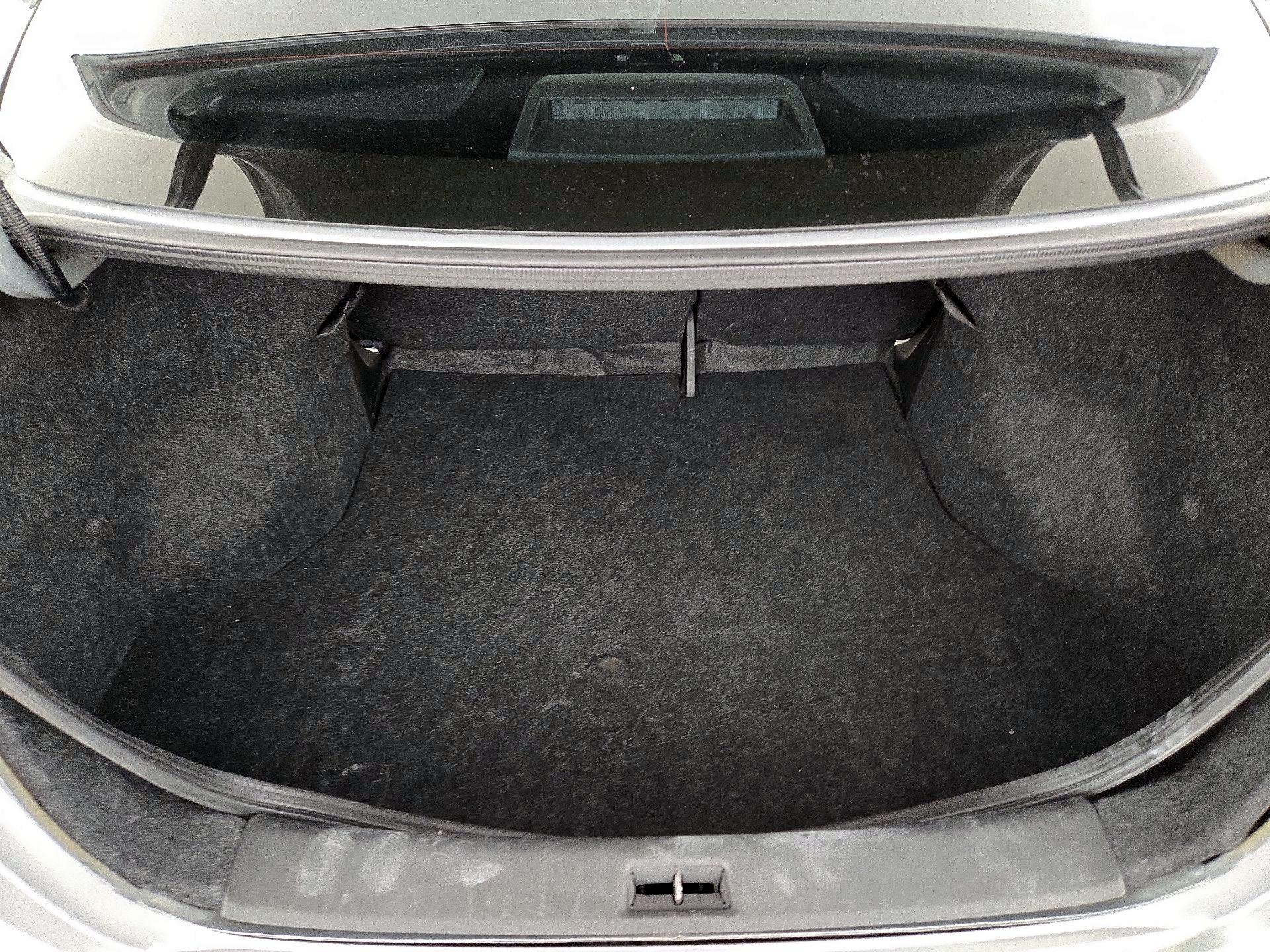 Thumbnail: 2014 Nissan Sentra - 18