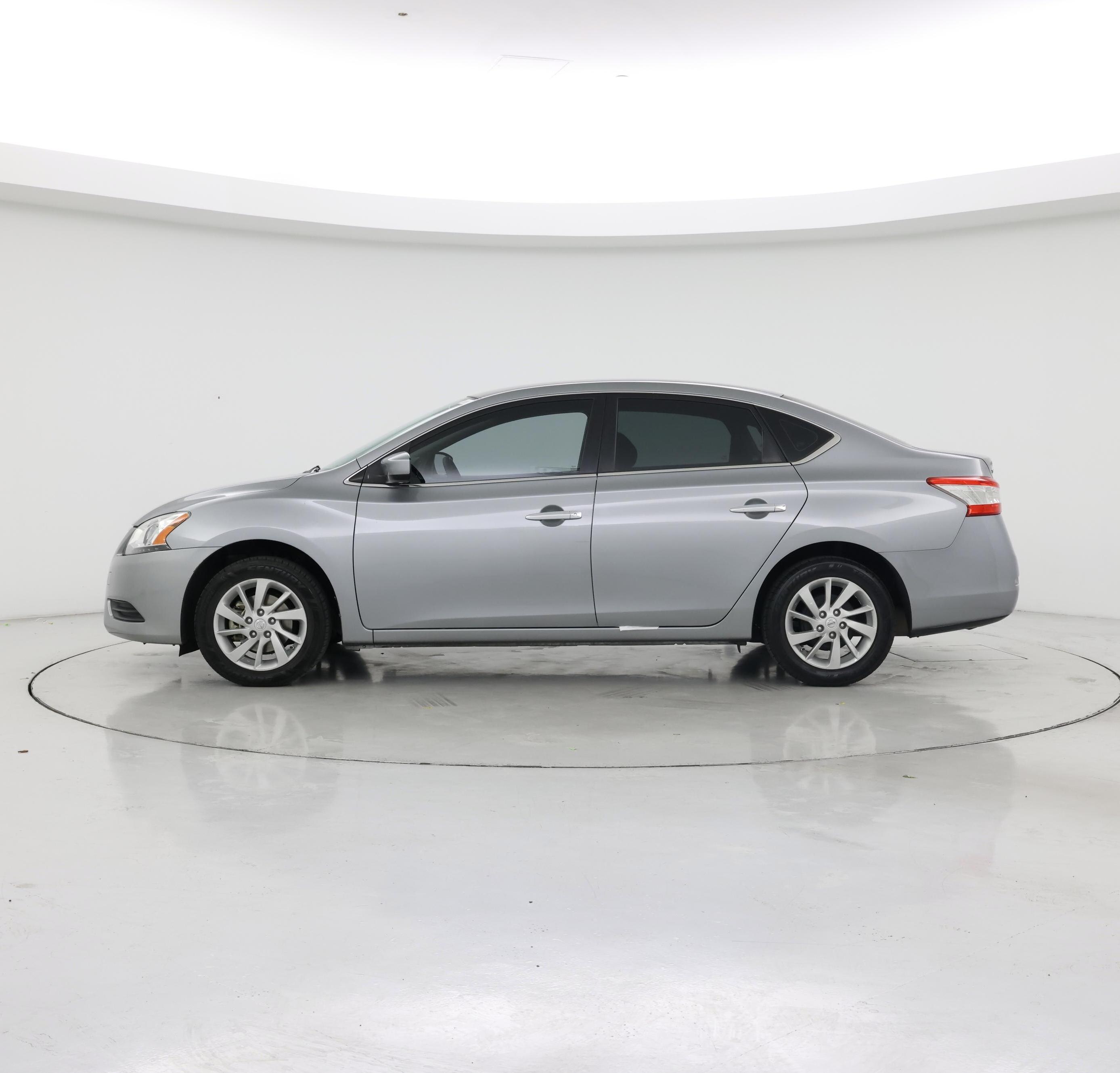 Thumbnail: 2014 Nissan Sentra - 3