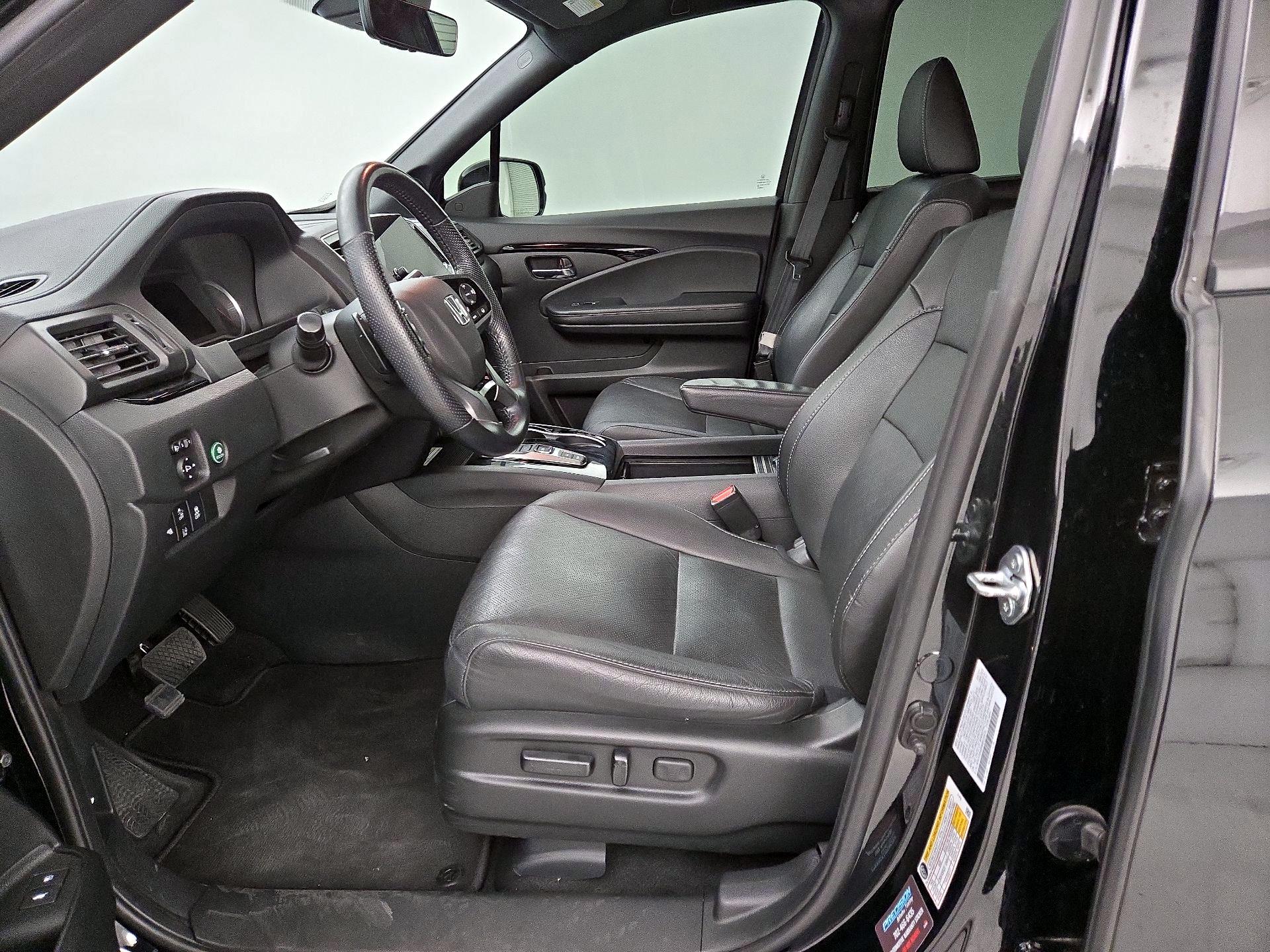 Thumbnail: 2021 Honda Passport - 11