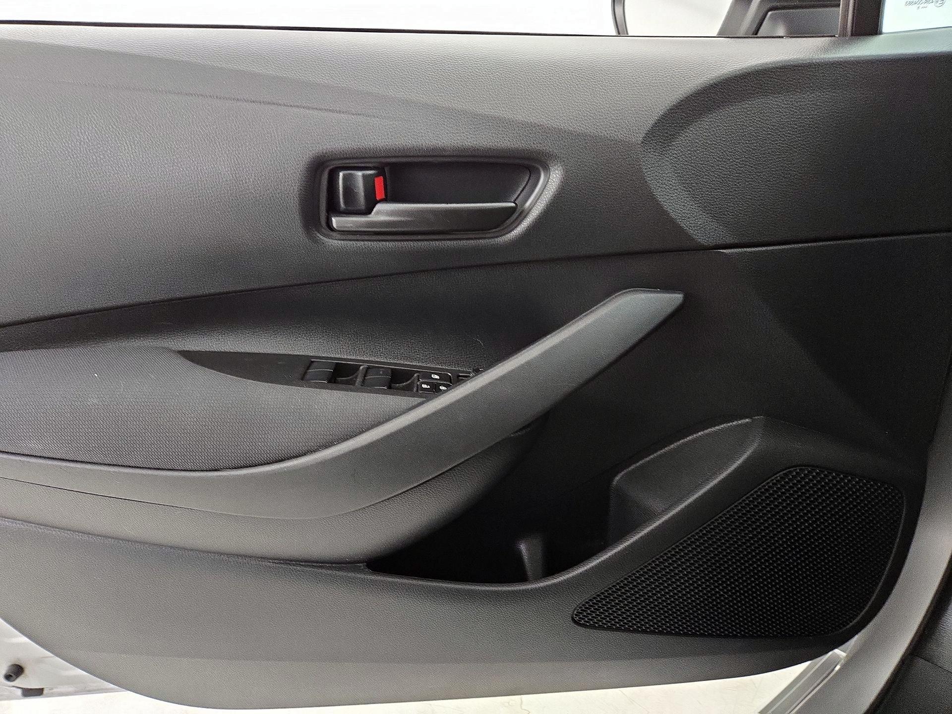 Thumbnail: 2025 Toyota Corolla - 12