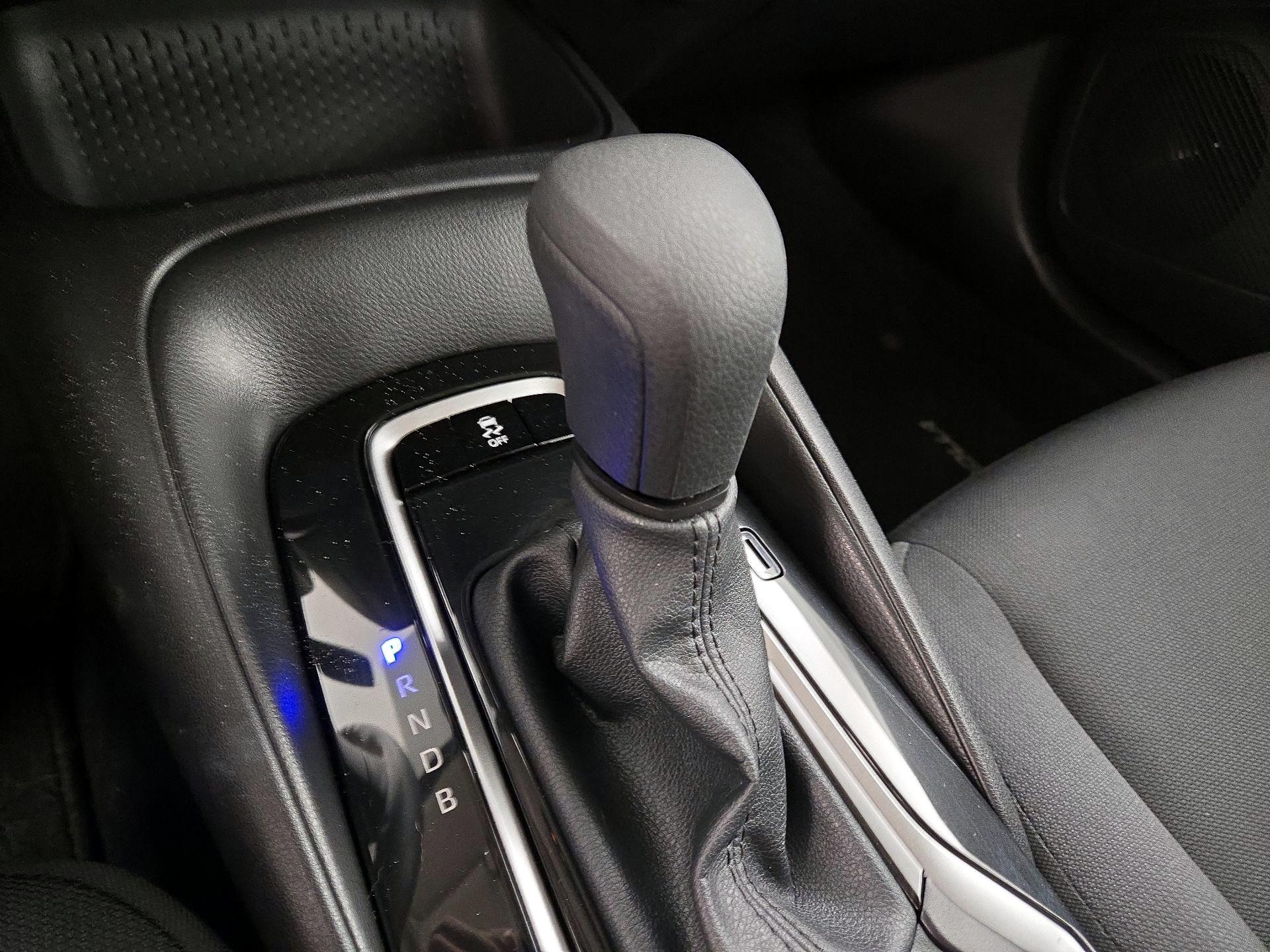 Thumbnail: 2025 Toyota Corolla - 18