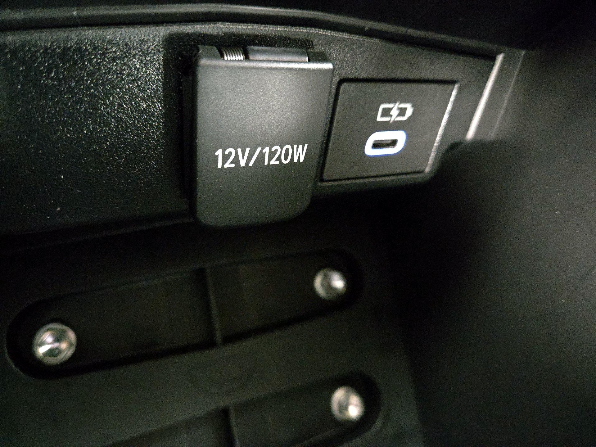 Thumbnail: 2025 Toyota Corolla - 19