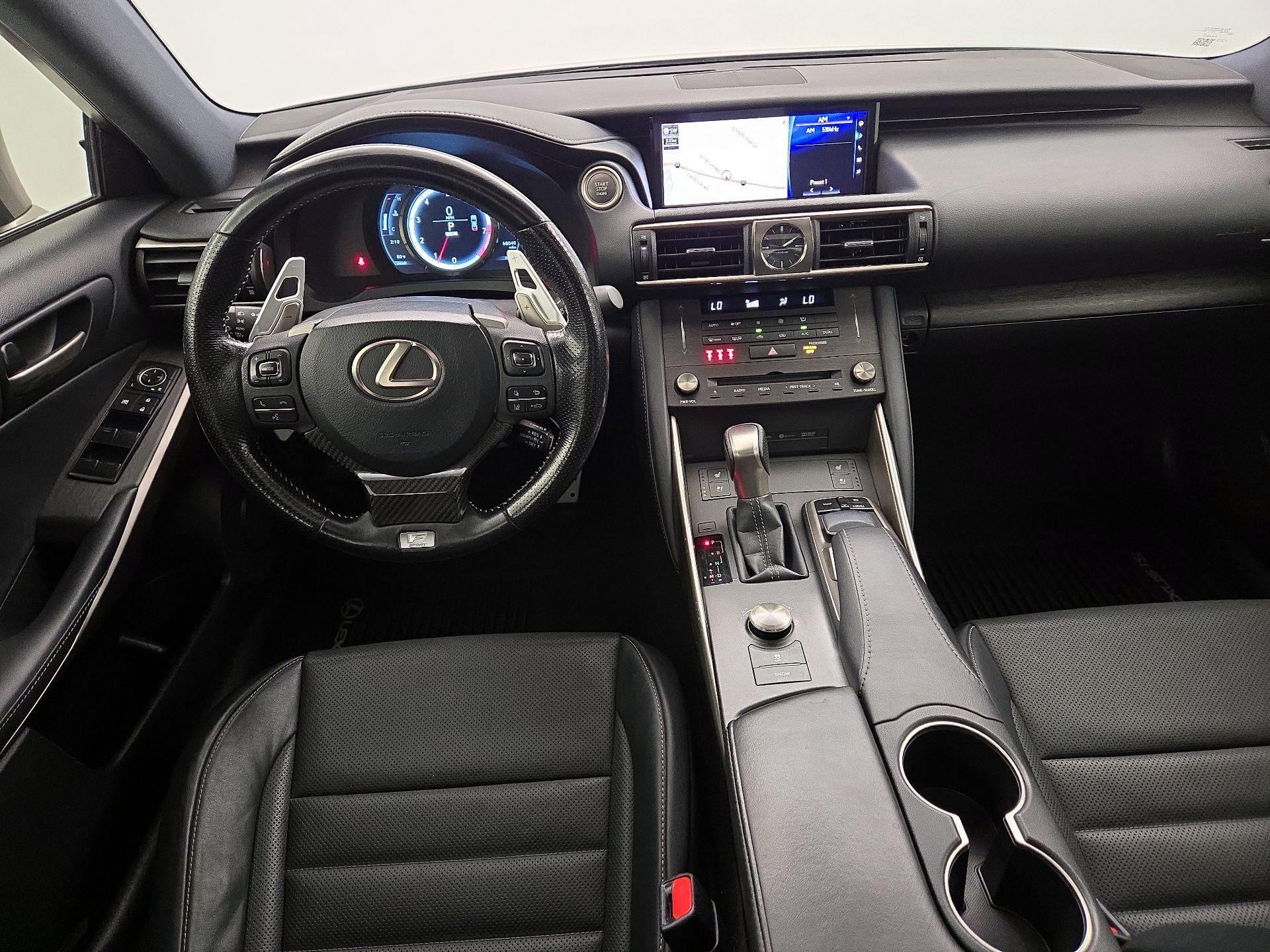 Thumbnail: 2019 Lexus IS - 9