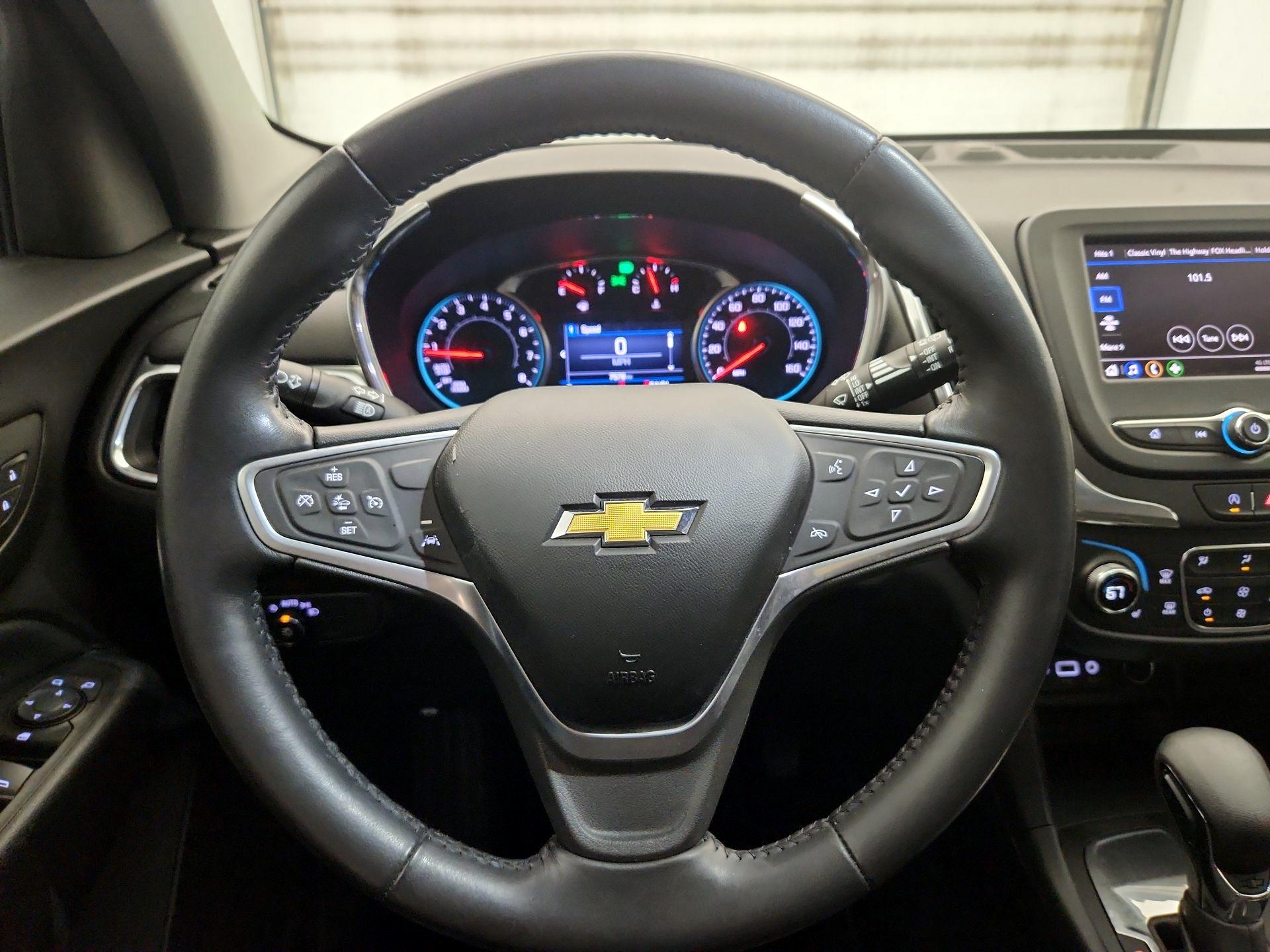 Thumbnail: 2022 Chevrolet Equinox - 10