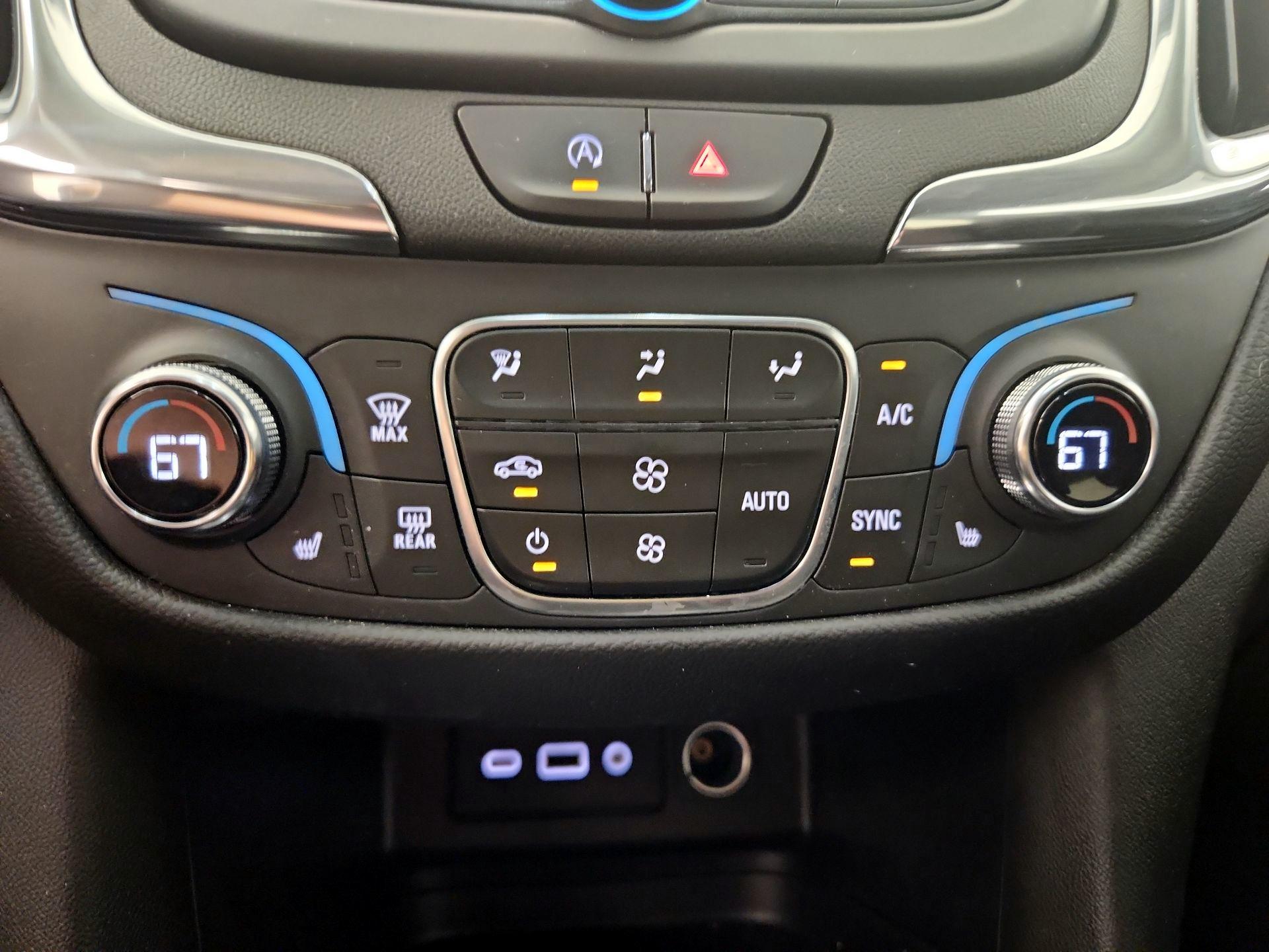 Thumbnail: 2022 Chevrolet Equinox - 16