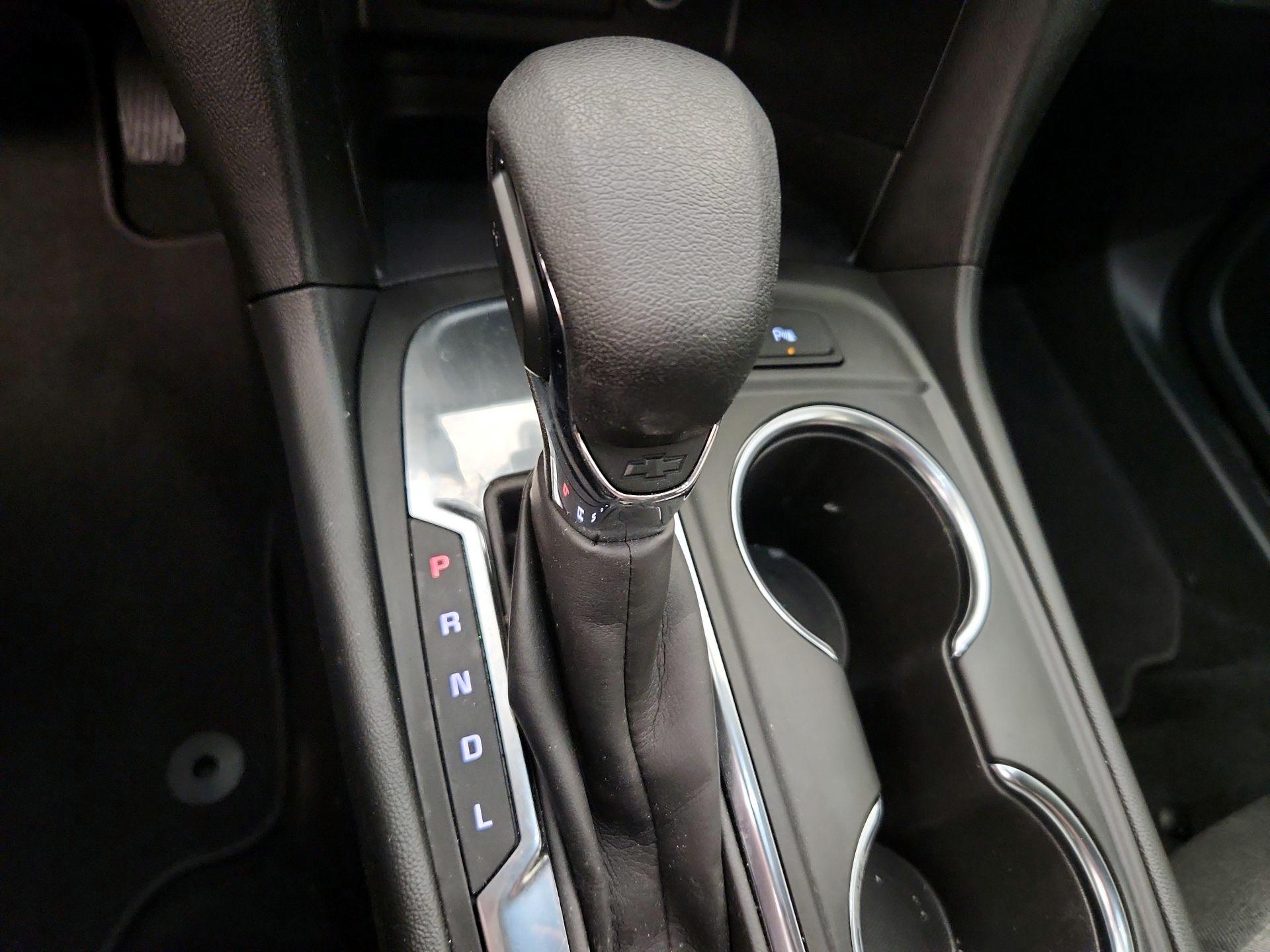 Thumbnail: 2022 Chevrolet Equinox - 17