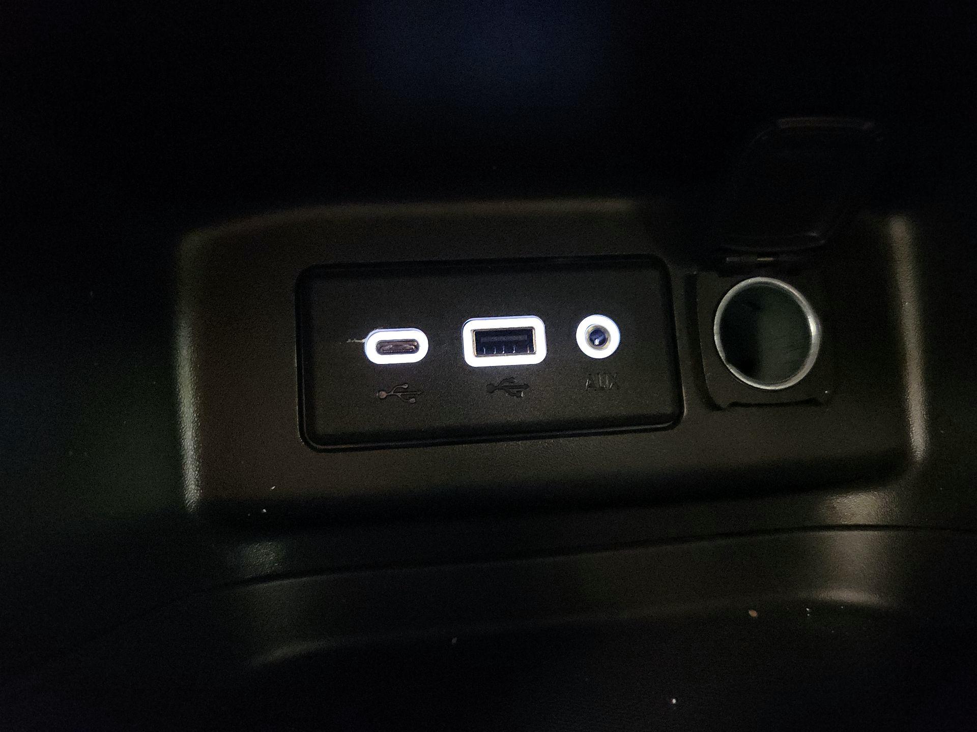 Thumbnail: 2022 Chevrolet Equinox - 18