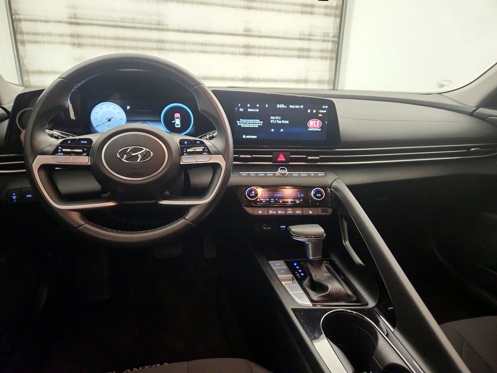 Thumbnail: 2023 Hyundai Elantra - 9