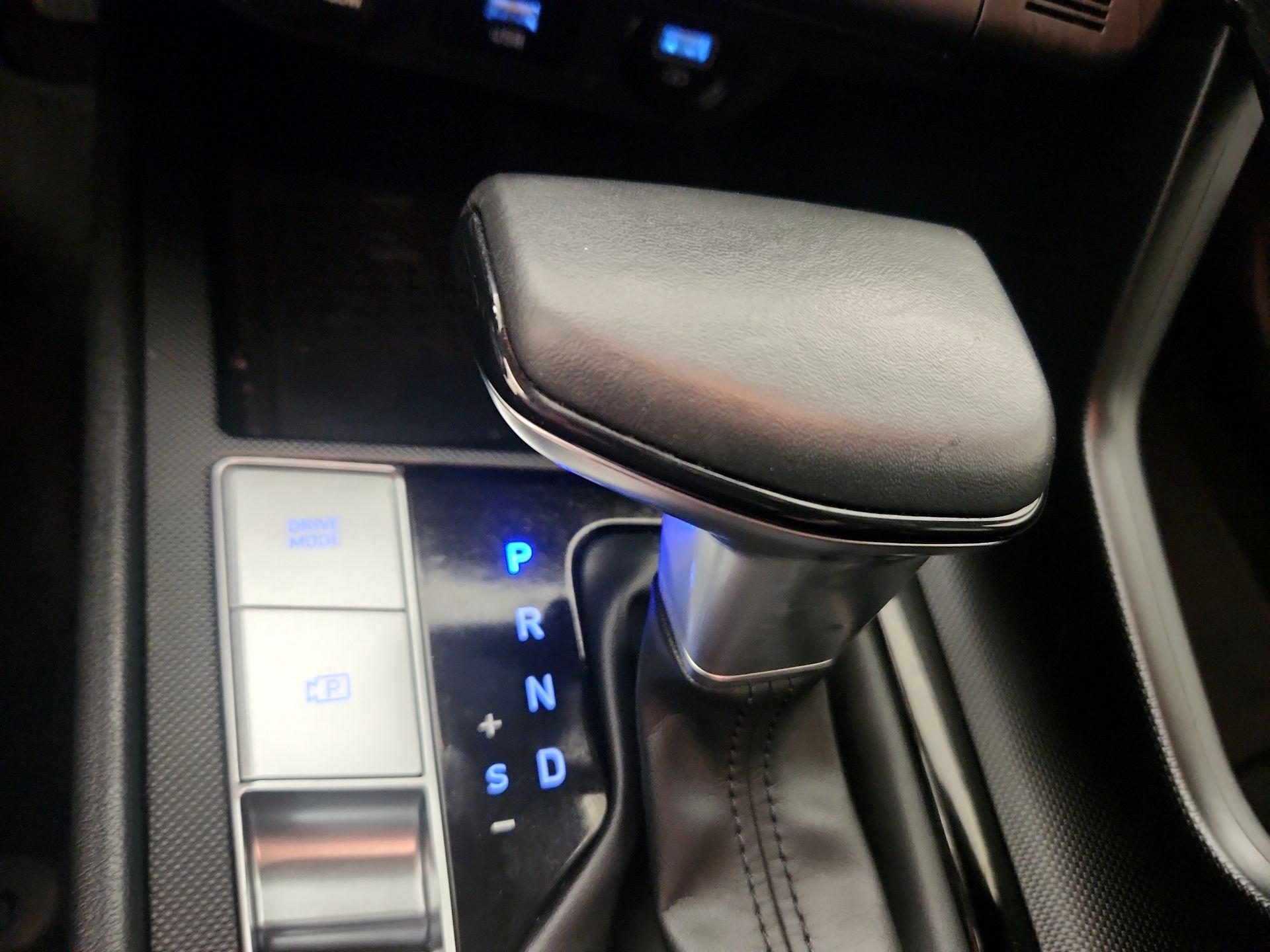 Thumbnail: 2023 Hyundai Elantra - 17