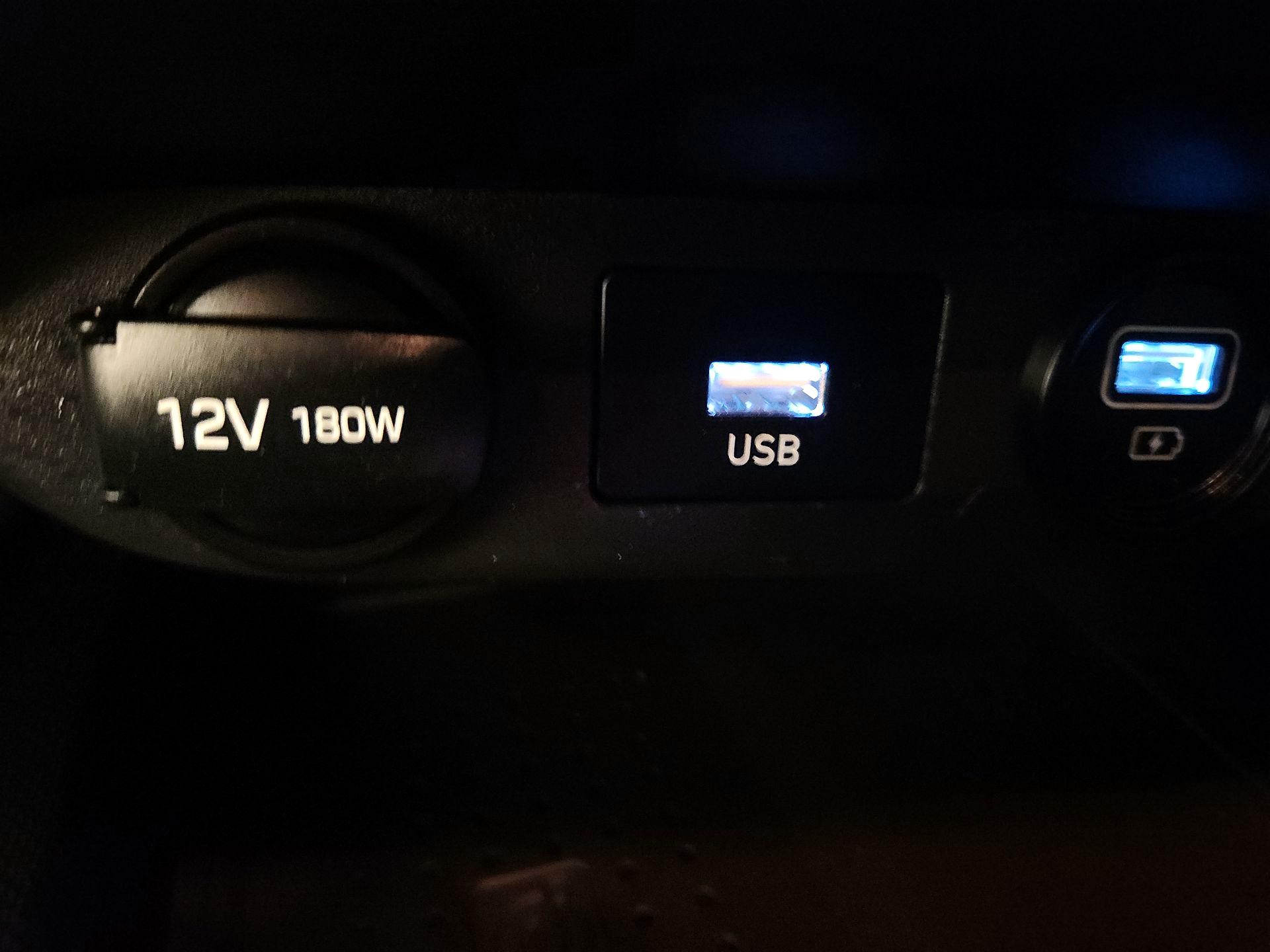 Thumbnail: 2023 Hyundai Elantra - 18