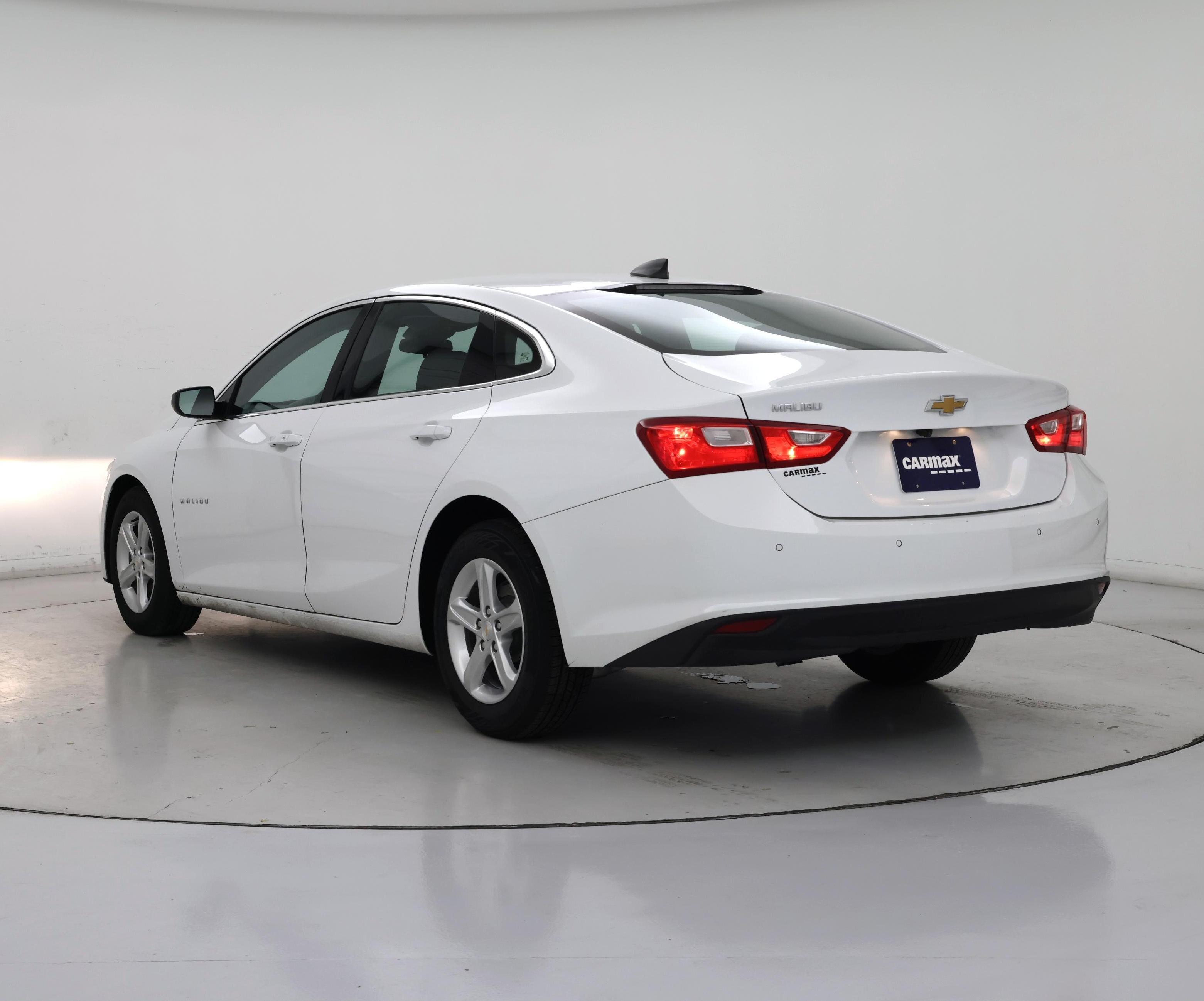 Thumbnail: 2024 Chevrolet Malibu - 2