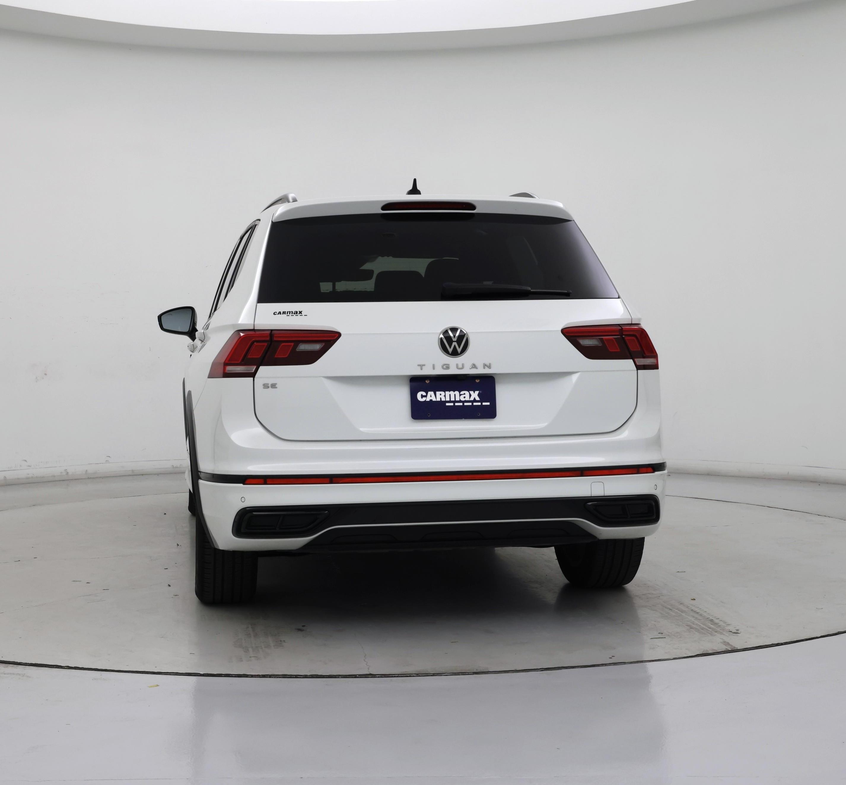 Thumbnail: 2022 Volkswagen Tiguan - 6