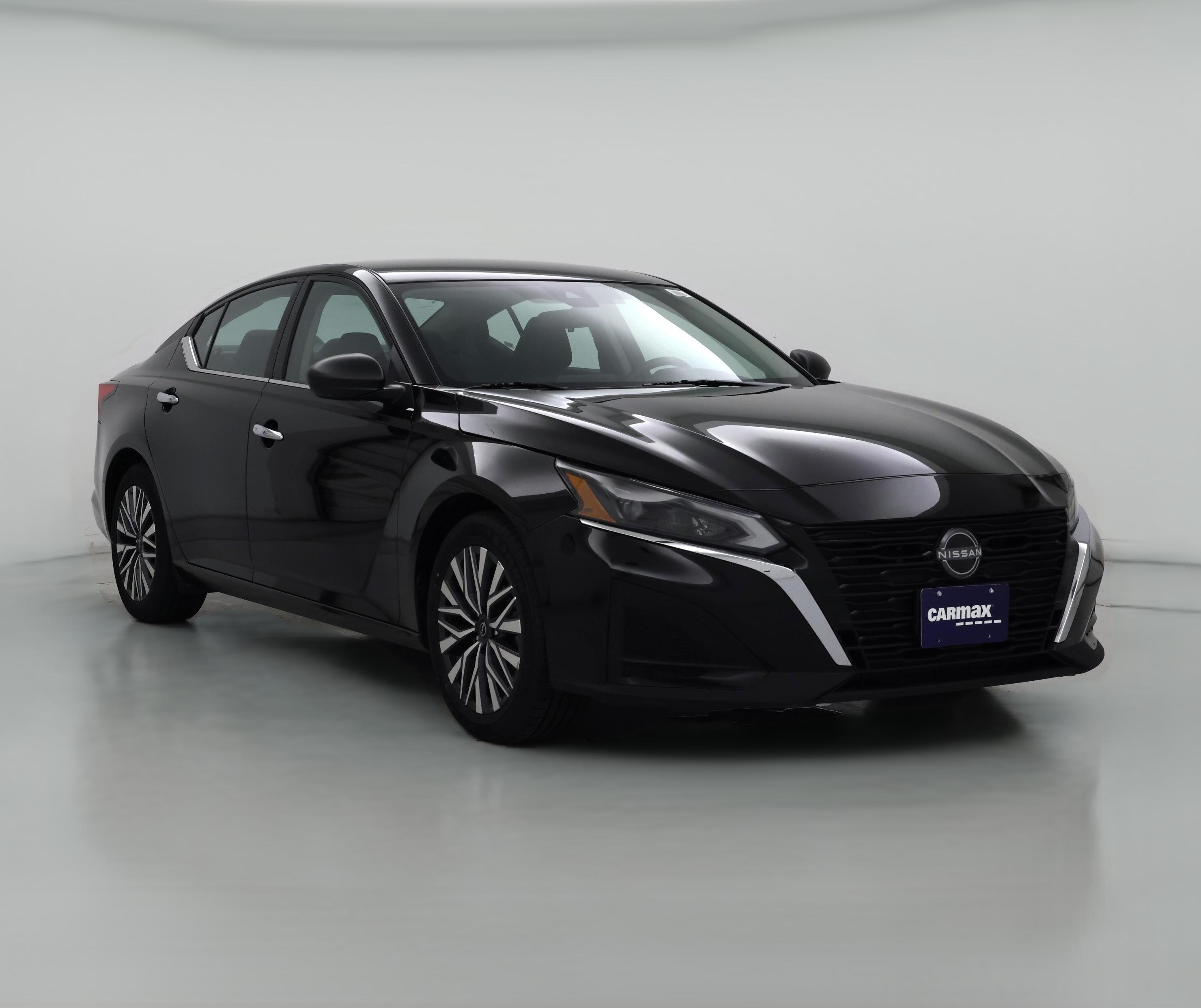 Thumbnail: 2024 Nissan Altima - 1
