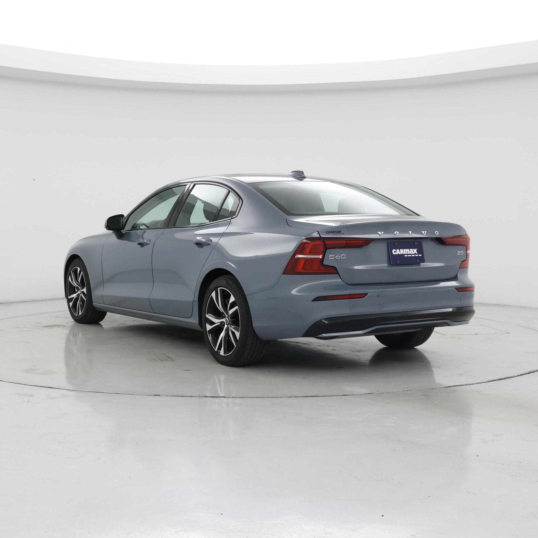 Thumbnail: 2024 Volvo S60 - 2