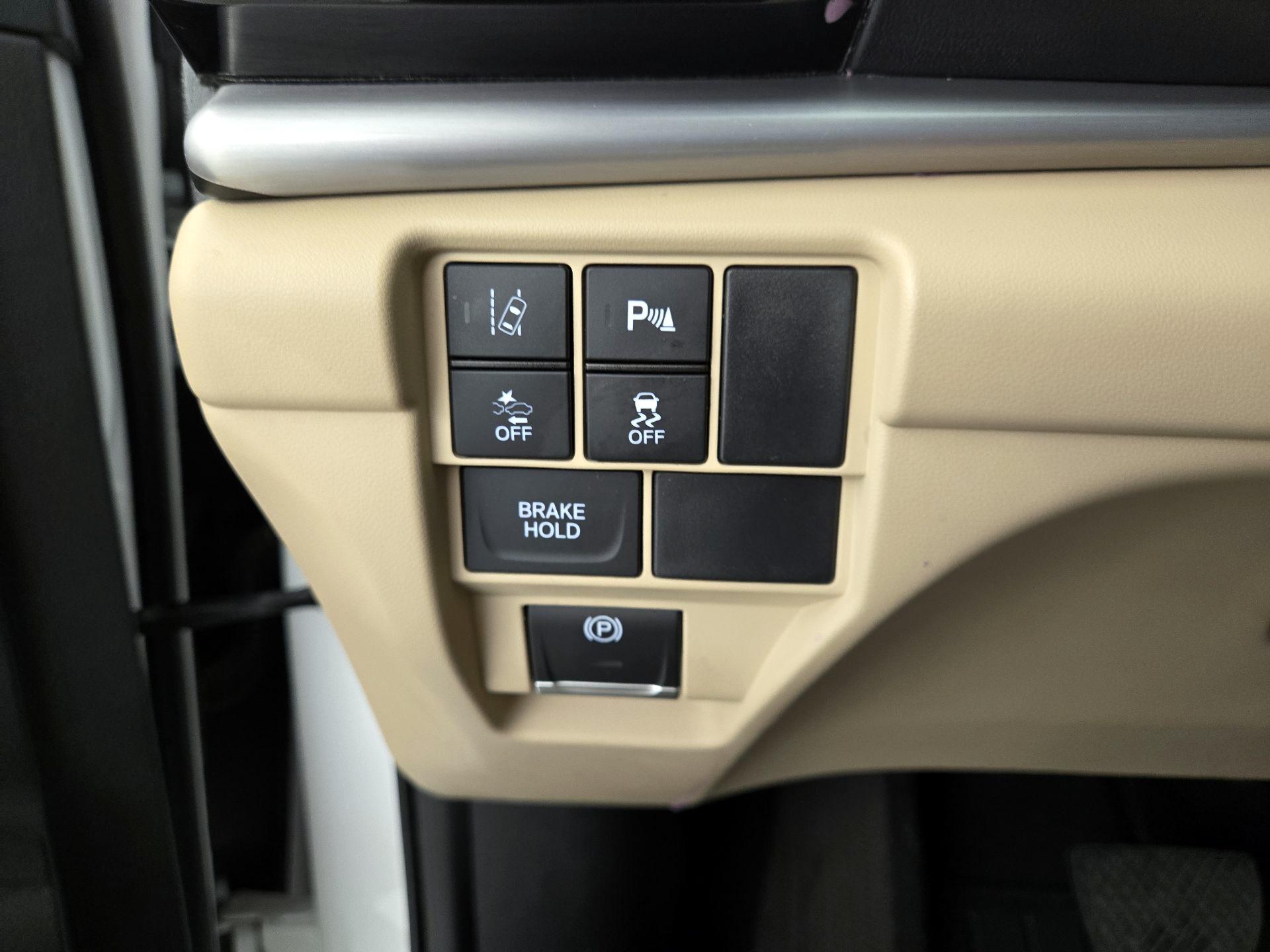 Thumbnail: 2021 Acura RDX - 13