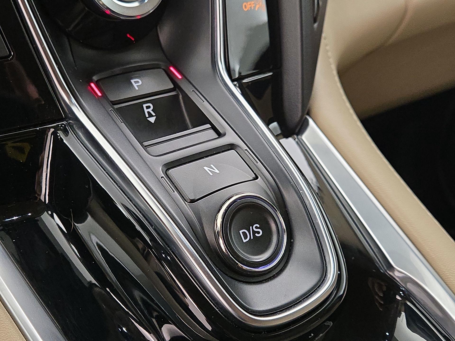 Thumbnail: 2021 Acura RDX - 18