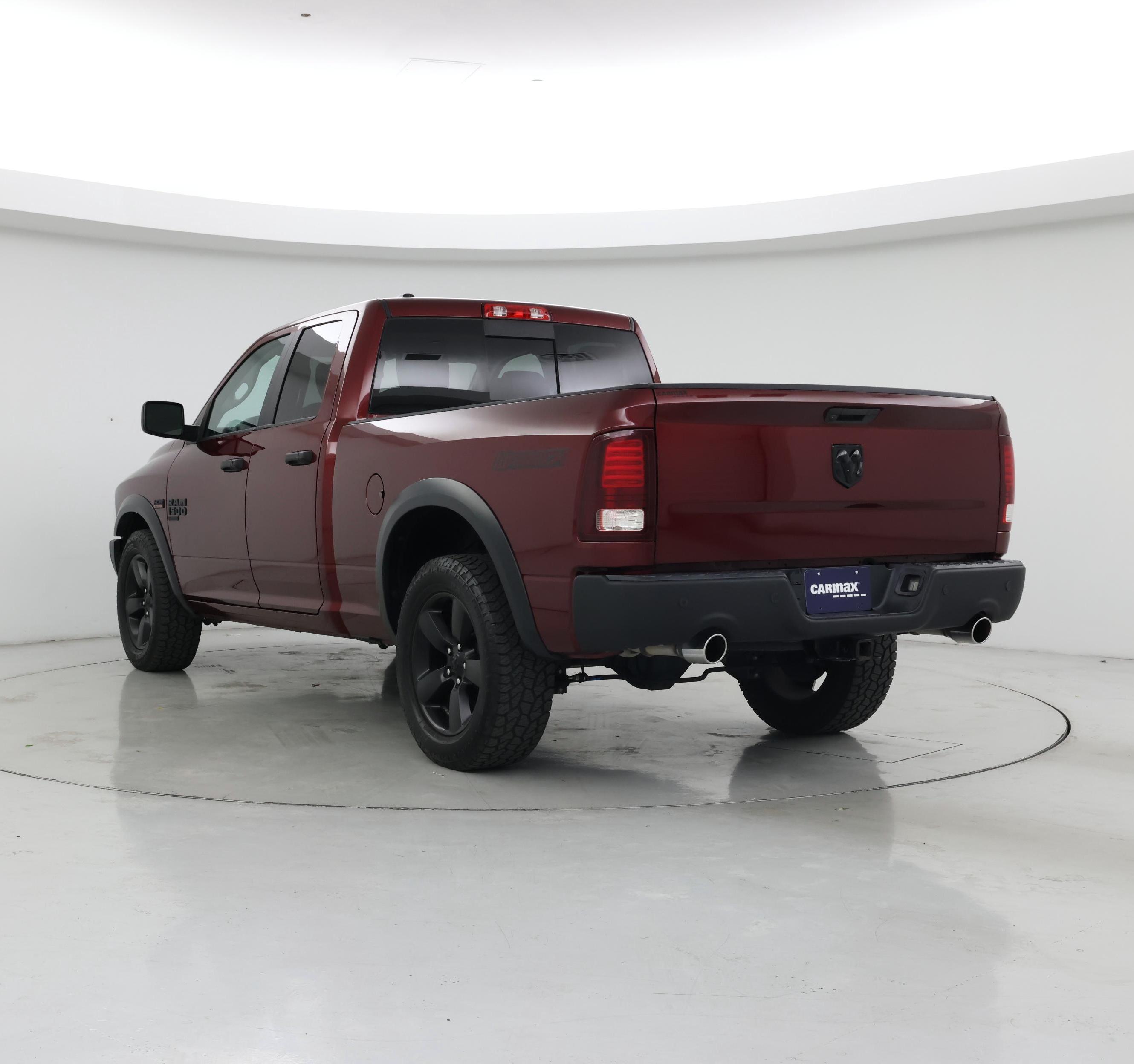 Thumbnail: 2020 RAM 1500 Classic - 2