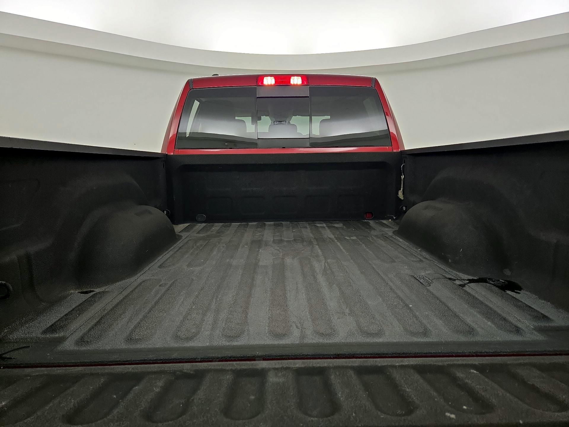 Thumbnail: 2020 RAM 1500 Classic - 20