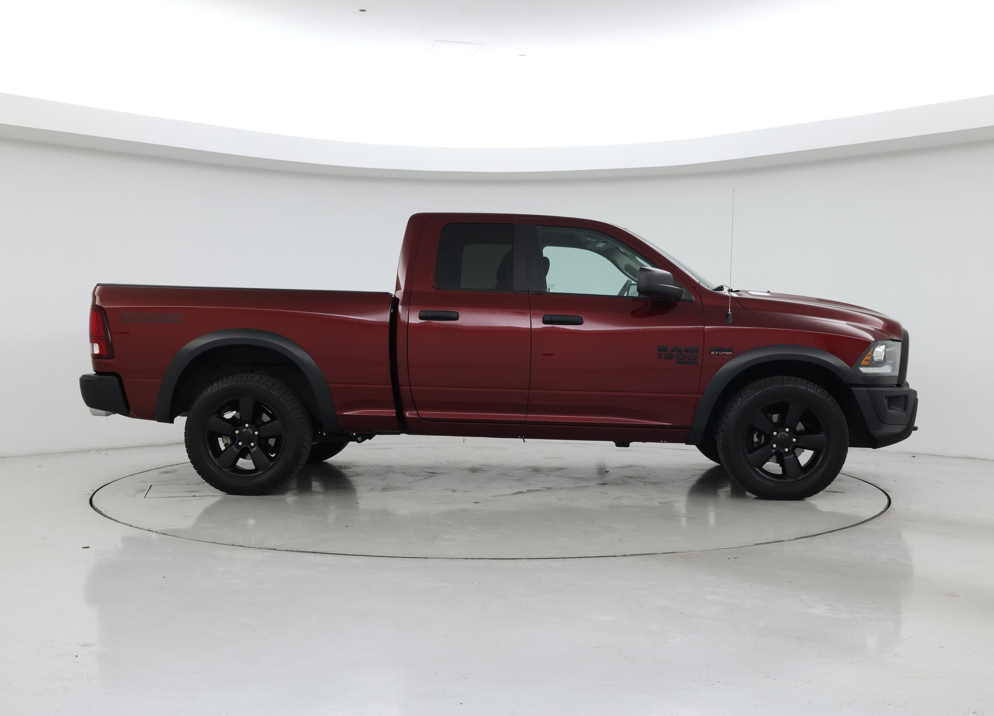 Thumbnail: 2020 RAM 1500 Classic - 7