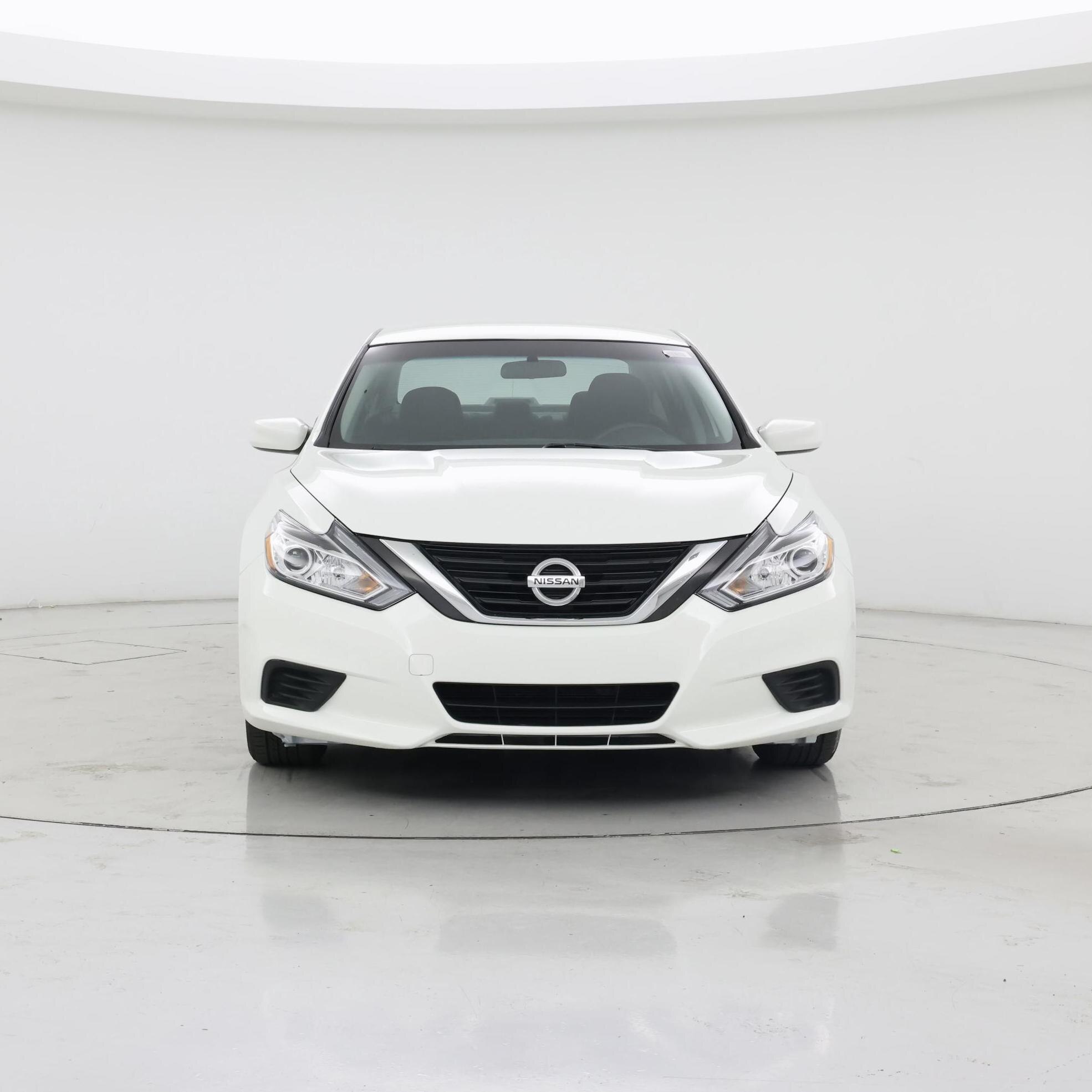 Thumbnail: 2016 Nissan Altima - 5