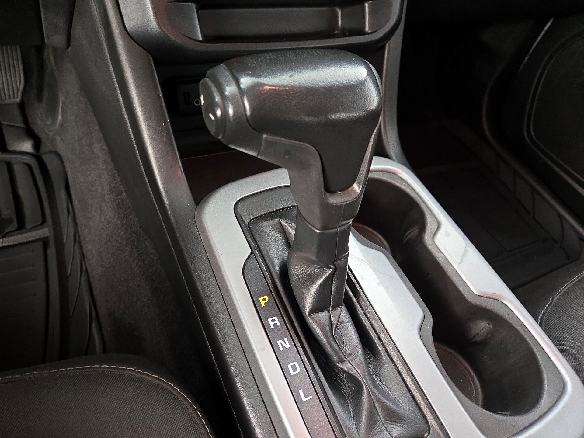 Thumbnail: 2019 Chevrolet Colorado - 17